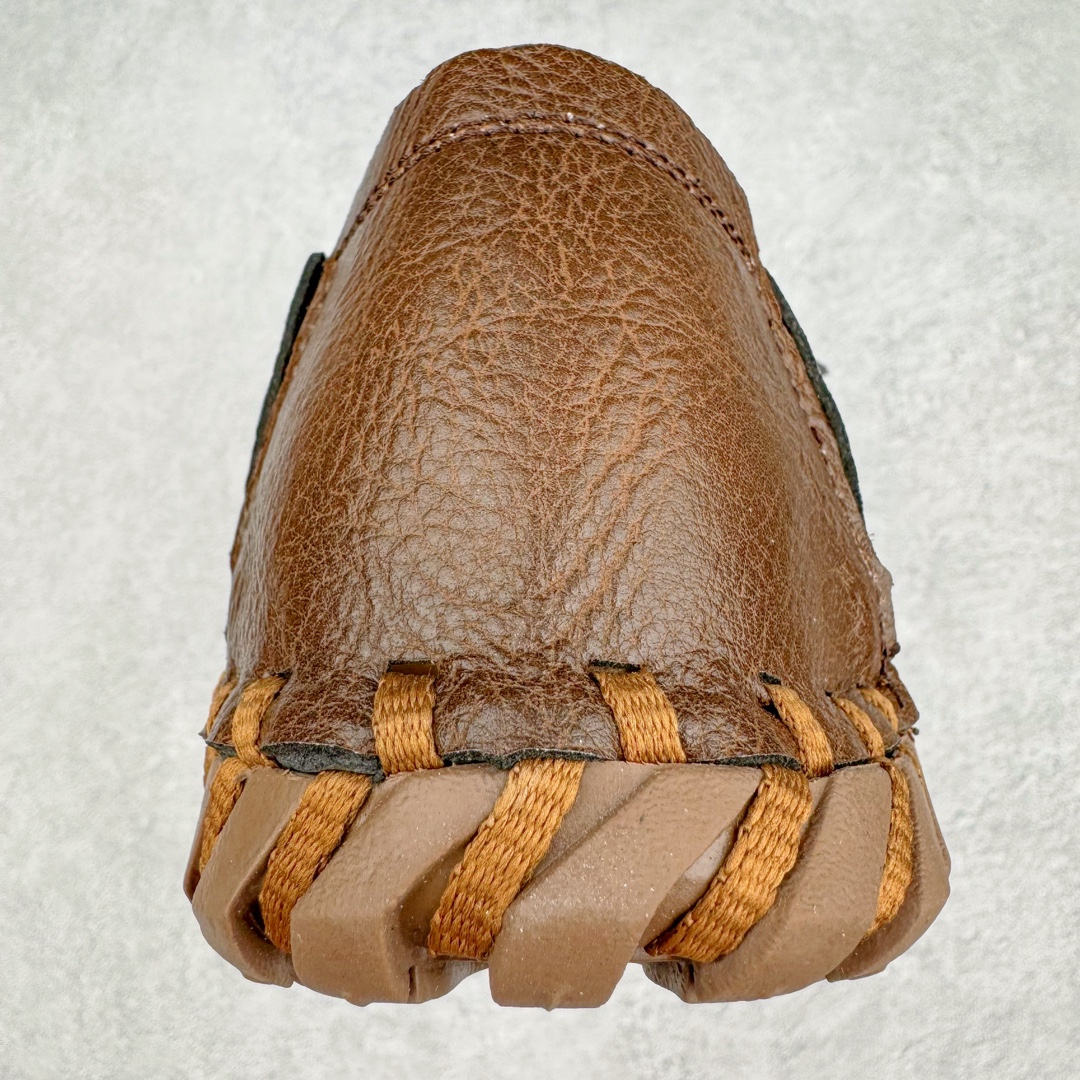 图片[8]-Prada普拉达2024最新春夏锯齿罗马超轻厚底橡胶凉鞋 复古时髦前卫鞋底搭配橡胶鞋面，让整双鞋轻便舒适 鲜艳色彩 满足不同风格时髦人士的多种选择 标志性金属三角标搭配古沙滩凉鞋造型 每一个设计元素都踩在时髦点上 尺码：38-44-选品中心