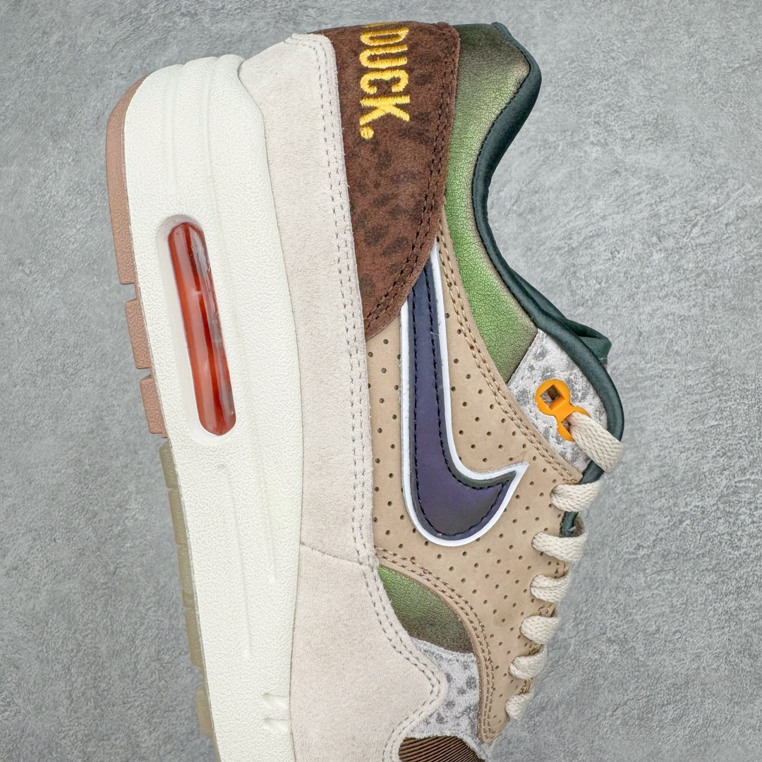 图片[6]-＃K版纯原 Division Street x Nike Air Max 1 初代复古气垫慢跑鞋 DS联名 HQ2640-200 以鞋圈知名度贼高的 Oregon Ducks 为设计主题 在经典的 Air Max 1 框架上 设计师直接在材质方面疯狂堆料 配合上多种多样的花纹 属于俄勒冈鸭的味道 简直快要从屏幕溢出来了 超高设计规格带来的 当然就是超高的辨识度 穿上街就是标准的视线减速带 尺码：36 36.5 37.5 38 38.5 39 40 40.5 41 42 42.5 43 44 44.5 45 46 47.5-选品中心