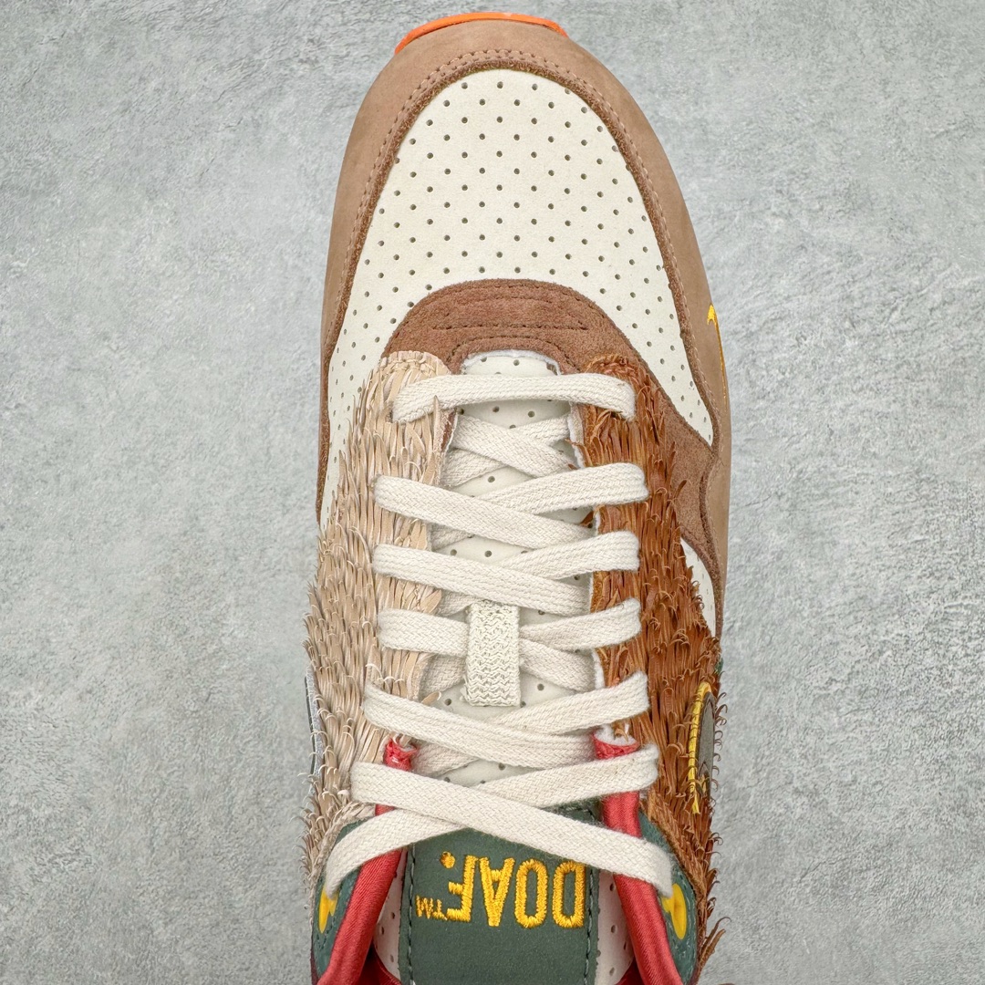 图片[4]-＃K版纯原 Division Street x Nike Air Max 1 初代复古气垫慢跑鞋 DS联名 HQ2639-100 以鞋圈知名度贼高的 Oregon Ducks 为设计主题 在经典的 Air Max 1 框架上 设计师直接在材质方面疯狂堆料 配合上多种多样的花纹 属于俄勒冈鸭的味道 简直快要从屏幕溢出来了 超高设计规格带来的 当然就是超高的辨识度 穿上街就是标准的视线减速带 尺码：36 36.5 37.5 38 38.5 39 40 40.5 41 42 42.5 43 44 44.5 45 46 47.5-选品中心