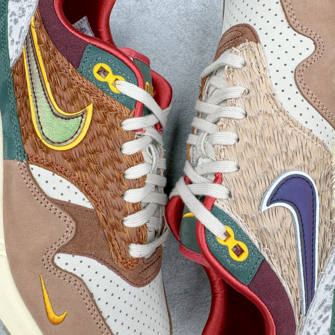 图片[10]-＃K版纯原 Division Street x Nike Air Max 1 初代复古气垫慢跑鞋 DS联名 HQ2639-100 以鞋圈知名度贼高的 Oregon Ducks 为设计主题 在经典的 Air Max 1 框架上 设计师直接在材质方面疯狂堆料 配合上多种多样的花纹 属于俄勒冈鸭的味道 简直快要从屏幕溢出来了 超高设计规格带来的 当然就是超高的辨识度 穿上街就是标准的视线减速带 尺码：36 36.5 37.5 38 38.5 39 40 40.5 41 42 42.5 43 44 44.5 45 46 47.5-选品中心