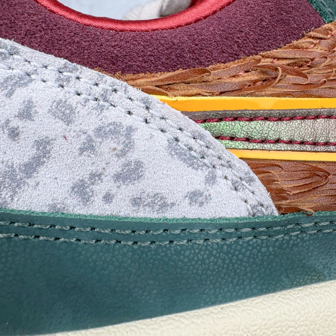 图片[12]-＃K版纯原 Division Street x Nike Air Max 1 初代复古气垫慢跑鞋 DS联名 HQ2639-100 以鞋圈知名度贼高的 Oregon Ducks 为设计主题 在经典的 Air Max 1 框架上 设计师直接在材质方面疯狂堆料 配合上多种多样的花纹 属于俄勒冈鸭的味道 简直快要从屏幕溢出来了 超高设计规格带来的 当然就是超高的辨识度 穿上街就是标准的视线减速带 尺码：36 36.5 37.5 38 38.5 39 40 40.5 41 42 42.5 43 44 44.5 45 46 47.5-选品中心