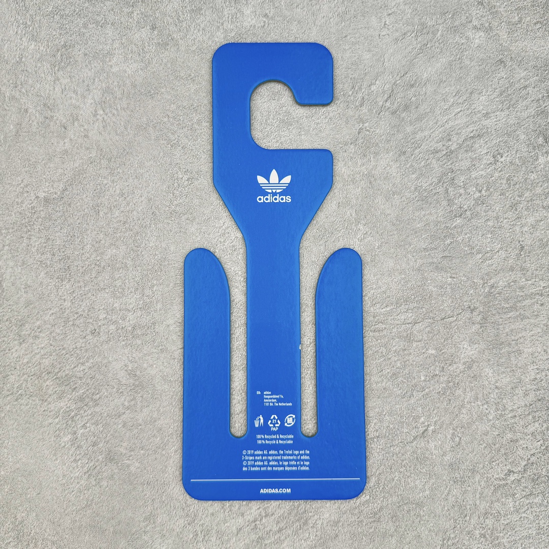 图片[10]-＃Lw纯原 AD adiFOM Ilinfnity Mule 003 穆勒风慵懒惬意防磨包头拖鞋 米白 IH0355 重金购入原鞋及原档案磨具生产指令开发 鞋头部位凹凸有致 横向大面积波浪纹理 Logo 凹凸明显 轮廓分明 描漆定位精准 公整无偏差不溢出 LOGO内侧钢印清晰工整 原厂磨具全鞋无多余毛边 同源公司EVA粒子环保塑料 原厂指令配方 无任何异味 弹性卡色均保持原鞋一致 匠心打造 鞋口弧度大小 鞋面色泽质感同步原鞋 LOGO内侧钢印清晰工整 中底部分带原厂钢印编号 原厂Ortholite欧斯莱鞋垫 区别掉渣海玻璃鞋垫 吸汗防臭的效果无法相提并论 原厂定制原标 同比ZP 符合人体设计 独家开发至48码 尺码：35 36 37 38 39 40 41 42 43 44 45 46 47 48-选品中心