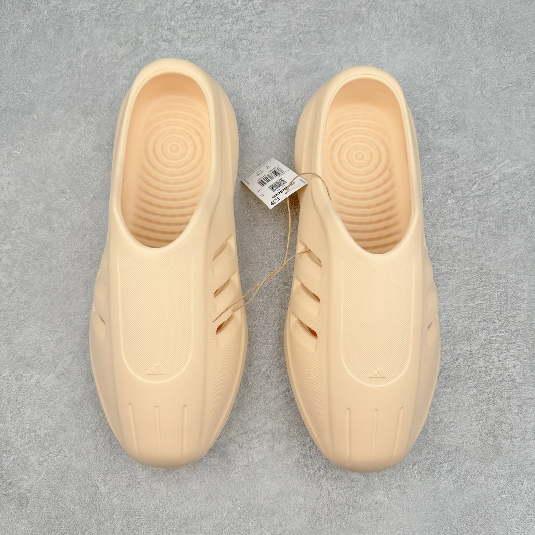 图片[2]-＃Lw纯原 AD adiFOM Ilinfnity Mule 003 穆勒风慵懒惬意防磨包头拖鞋 米白 IH0355 重金购入原鞋及原档案磨具生产指令开发 鞋头部位凹凸有致 横向大面积波浪纹理 Logo 凹凸明显 轮廓分明 描漆定位精准 公整无偏差不溢出 LOGO内侧钢印清晰工整 原厂磨具全鞋无多余毛边 同源公司EVA粒子环保塑料 原厂指令配方 无任何异味 弹性卡色均保持原鞋一致 匠心打造 鞋口弧度大小 鞋面色泽质感同步原鞋 LOGO内侧钢印清晰工整 中底部分带原厂钢印编号 原厂Ortholite欧斯莱鞋垫 区别掉渣海玻璃鞋垫 吸汗防臭的效果无法相提并论 原厂定制原标 同比ZP 符合人体设计 独家开发至48码 尺码：35 36 37 38 39 40 41 42 43 44 45 46 47 48-选品中心