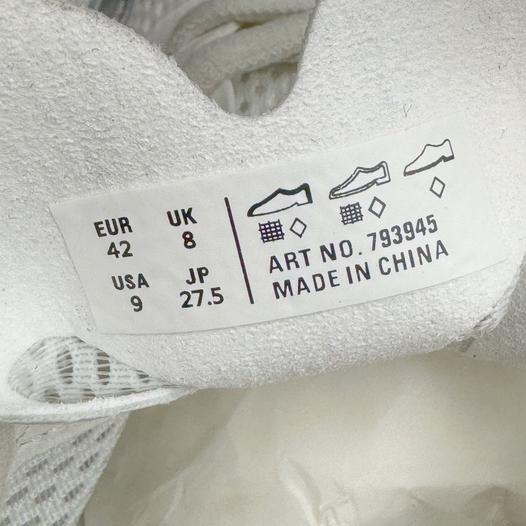 图片[10]-＃VG零售版 BALENCIAGA CIRCUIT 巴黎世家圆头系带LOGO印花低帮老爹鞋 全套原纸板楦头开发 最原汁原味的灵魂版型 全鞋荧光划线卡点 胶水把控整洁度追求极致完美 每一双都是工艺品 多重QC质检 超越公司货的品控标准 实实在在的免检产品 原盒原配 正确字体电绣 粗细、位置、大小正确 侧边TPU 透气孔匹配意产原版 正确分离大底 TPU软底 原版一致大底LOGO 立体感十足 原厂皮料水洗做旧 采购原厂网纱 偏大一码 尺码：35 36 37 38 39 40 41 42 43 44 45 46-选品中心