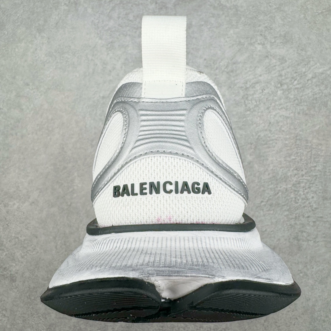 图片[8]-＃VG零售版 BALENCIAGA CIRCUIT 巴黎世家圆头系带LOGO印花低帮老爹鞋 全套原纸板楦头开发 最原汁原味的灵魂版型 全鞋荧光划线卡点 胶水把控整洁度追求极致完美 每一双都是工艺品 多重QC质检 超越公司货的品控标准 实实在在的免检产品 原盒原配 正确字体电绣 粗细、位置、大小正确 侧边TPU 透气孔匹配意产原版 正确分离大底 TPU软底 原版一致大底LOGO 立体感十足 原厂皮料水洗做旧 采购原厂网纱 偏大一码 尺码：35 36 37 38 39 40 41 42 43 44 45 46-选品中心