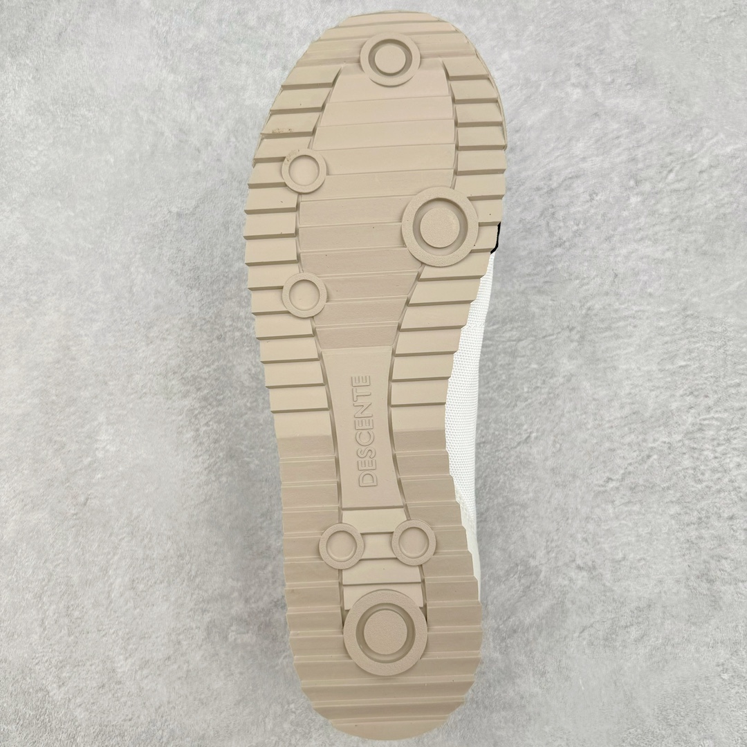 图片[9]-DESCENTE CHRON 迪桑特复古运动一脚蹬帆布鞋透气休闲鞋 轻松方便的一脚蹬设计 搭配轻质弹性鞋底 脚感舒适 简洁的帆布鞋面设计适用于多场景穿搭 尺码：36 36.5 37.5 38 38.5 39 40 40.5 41 42 42.5 43 44 44.5 45-选品中心