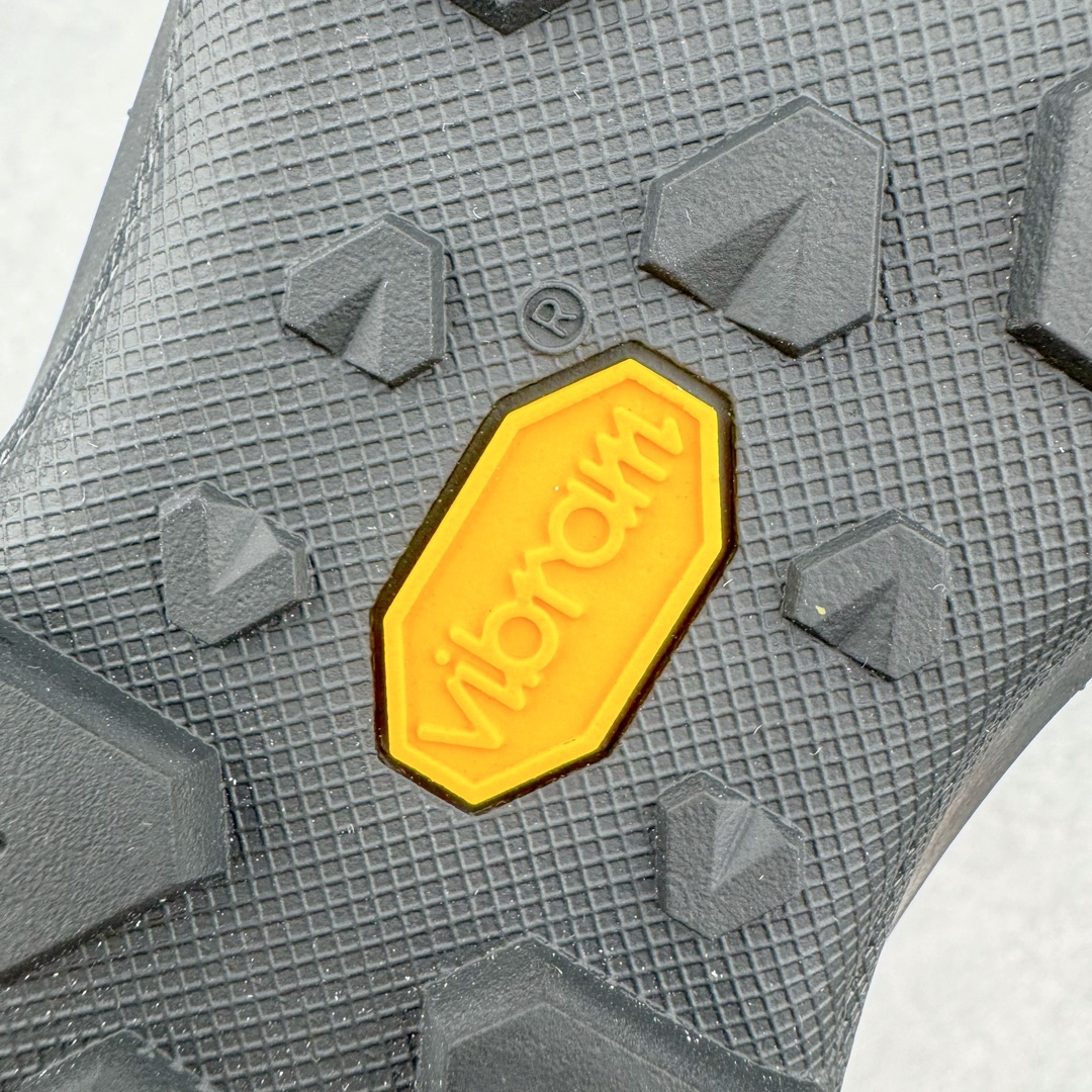 图片[20]-＃GD广顶 Arcteryx Arakys Approach 始祖鸟系列长距离越野登山徒步户外防水多功能运动跑鞋 独家原底面配置 全套原厂生产指令 内外盒标包装纸鞋带配件均同步公司 公司一样的东西 放心开冲 外贸 零售 裸鞋 渠道货 随意操作 承诺半个月内开胶直接换新 尺码：39.5 40 40.5 41 42 42.5 43 44 44.5 45-选品中心