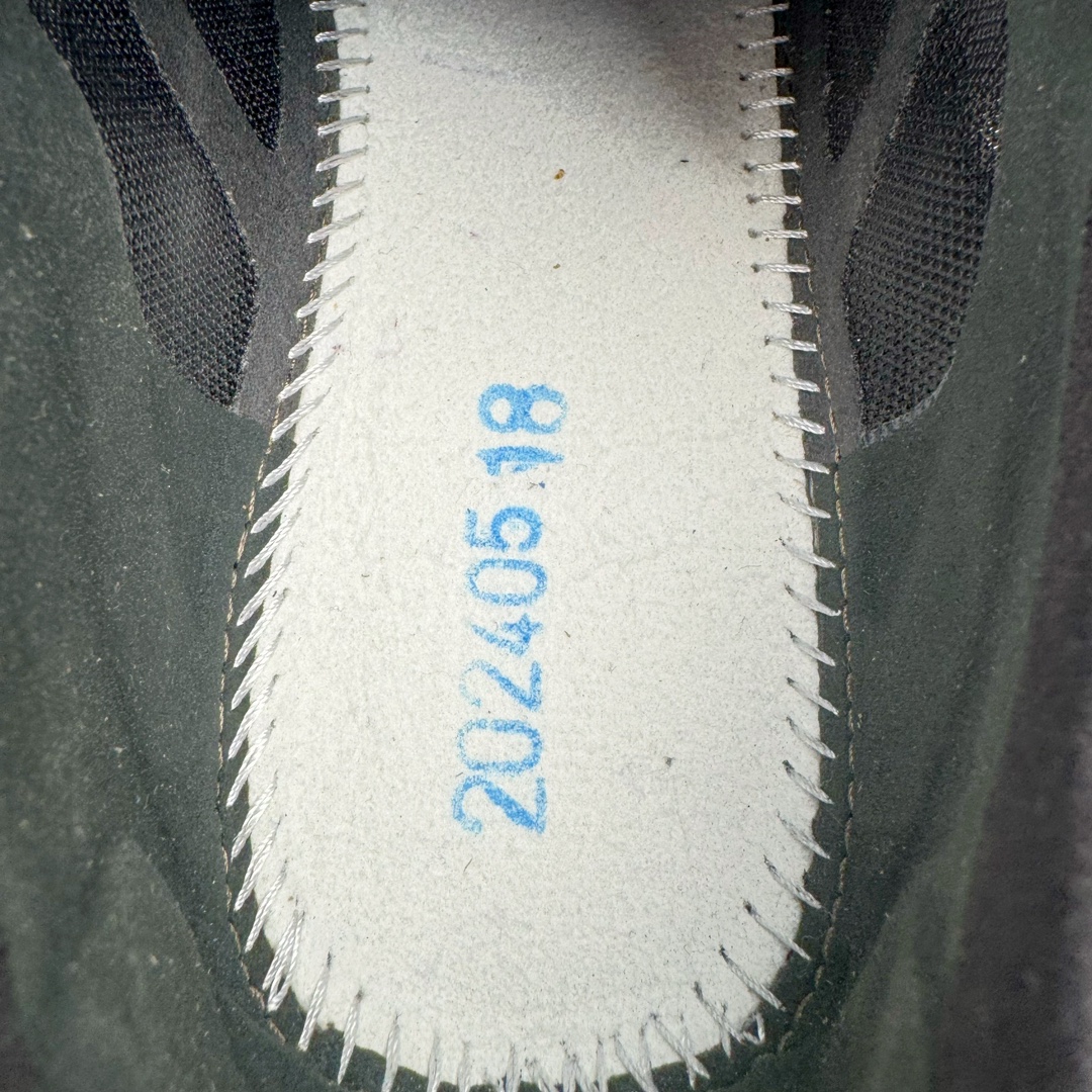 图片[18]-＃GD广顶 Arcteryx Konseal LT 始祖鸟系列长距离越野登山徒步户外防水多功能运动跑鞋 独家原底面配置 全套原厂生产指令 内外盒标包装纸鞋带配件均同步公司 公司一样的东西 放心开冲 外贸 零售 裸鞋 渠道货 随意操作 承诺半个月内开胶直接换新 尺码：39.5 40 40.5 41 42 42.5 43 44 44.5 45-选品中心