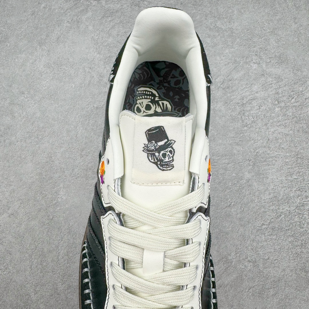 图片[5]-＃S2纯原 AD Original Samba OG 复古经典轻便板鞋 万圣节黑白 JI3932 原装头层牛皮加持 正确烫金高频细节 原装纳米超迁皮料 独家私模橡胶大底 原盒原配 正确黑色中底布 过宽过胶 这款桑巴鞋展示了高质量的工艺 带有装饰的超锁缝制和无缝的手感 柔软、柔软的皮革造型和标志性的3条纹完成了精致的外观 正规合身鞋带 鞋面上有绒面鞋垫 橡胶鞋底 享受正畸套筒软感 自50年代首次亮相以来就一直在赢得粉丝的青睐尺码：36 36.5 37.5 38 38.5 39 40 40.5 41 42 42.5 43 44 44.5 45-选品中心