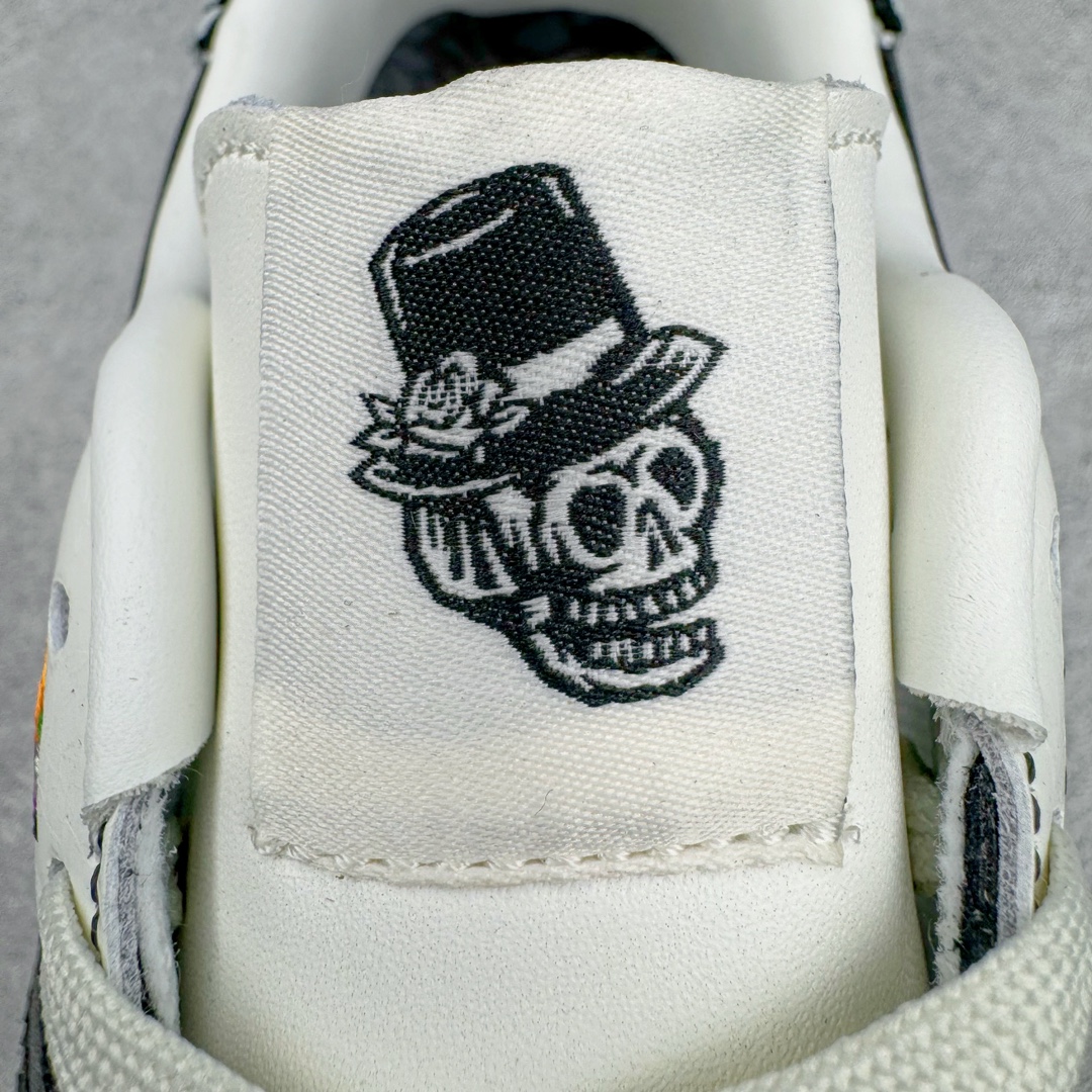 图片[15]-＃S2纯原 AD Original Samba OG 复古经典轻便板鞋 万圣节黑白 JI3932 原装头层牛皮加持 正确烫金高频细节 原装纳米超迁皮料 独家私模橡胶大底 原盒原配 正确黑色中底布 过宽过胶 这款桑巴鞋展示了高质量的工艺 带有装饰的超锁缝制和无缝的手感 柔软、柔软的皮革造型和标志性的3条纹完成了精致的外观 正规合身鞋带 鞋面上有绒面鞋垫 橡胶鞋底 享受正畸套筒软感 自50年代首次亮相以来就一直在赢得粉丝的青睐尺码：36 36.5 37.5 38 38.5 39 40 40.5 41 42 42.5 43 44 44.5 45-选品中心