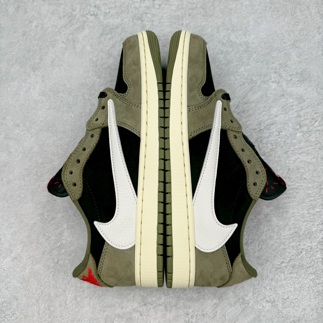 图片[4]-＃FK纯原 Travis Scott x Air Jordan AJ1 Low OG SP TS联名倒钩8.0低帮 白橄榄绿 DM7866-200 外贸高端零售特供批次 产品品控稳定性领先行业 各方面均可对飙L版 良心定价不杀猪 原厂全套原楦原纸板冲刀磨具开发 原厂皮料加持 原厂港宝加持定型后跟R度完美 同源原厂电绣 鬼脸飞翼针数密度立体效果一致 百分百一致原鞋 原厂拉帮工艺 针距密度一致 后跟弧度收口自然不对折 极致一眼正品既视感 进口玻璃冲刀皮料裁剪零毛边 全鞋电脑针车工艺 品控清洁度最高QC检验标准 免检产品 原厂订购鞋盒、鞋标、防尘纸、鞋撑、鞋带 追求极致的原厂味道 尺码：36 36.5 37.5 38 38.5 39 40 40.5 41 42 42.5 43 44 44.5 45 46 47.5 48.5-选品中心