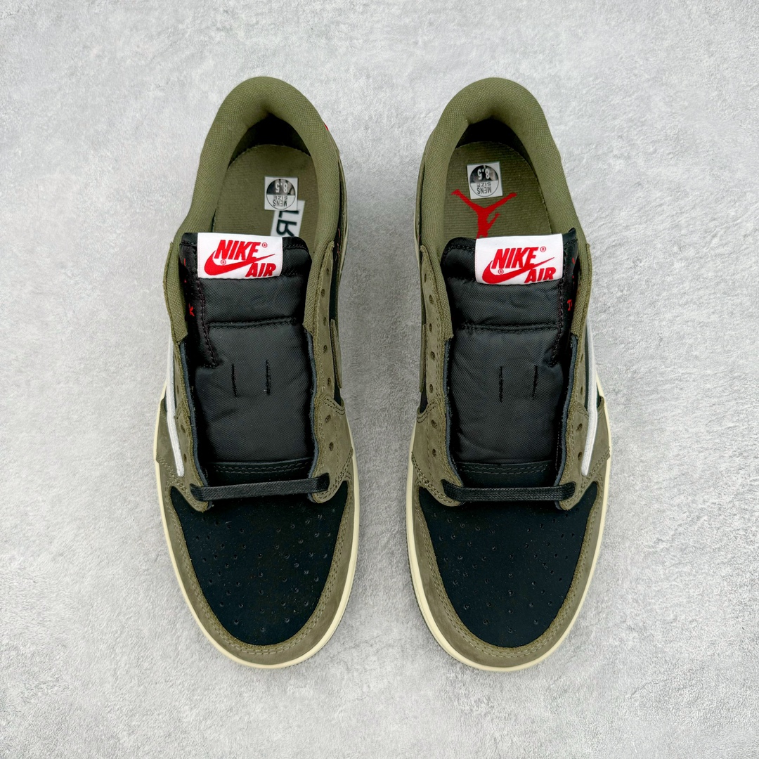 图片[2]-＃FK纯原 Travis Scott x Air Jordan AJ1 Low OG SP TS联名倒钩8.0低帮 白橄榄绿 DM7866-200 外贸高端零售特供批次 产品品控稳定性领先行业 各方面均可对飙L版 良心定价不杀猪 原厂全套原楦原纸板冲刀磨具开发 原厂皮料加持 原厂港宝加持定型后跟R度完美 同源原厂电绣 鬼脸飞翼针数密度立体效果一致 百分百一致原鞋 原厂拉帮工艺 针距密度一致 后跟弧度收口自然不对折 极致一眼正品既视感 进口玻璃冲刀皮料裁剪零毛边 全鞋电脑针车工艺 品控清洁度最高QC检验标准 免检产品 原厂订购鞋盒、鞋标、防尘纸、鞋撑、鞋带 追求极致的原厂味道 尺码：36 36.5 37.5 38 38.5 39 40 40.5 41 42 42.5 43 44 44.5 45 46 47.5 48.5-选品中心