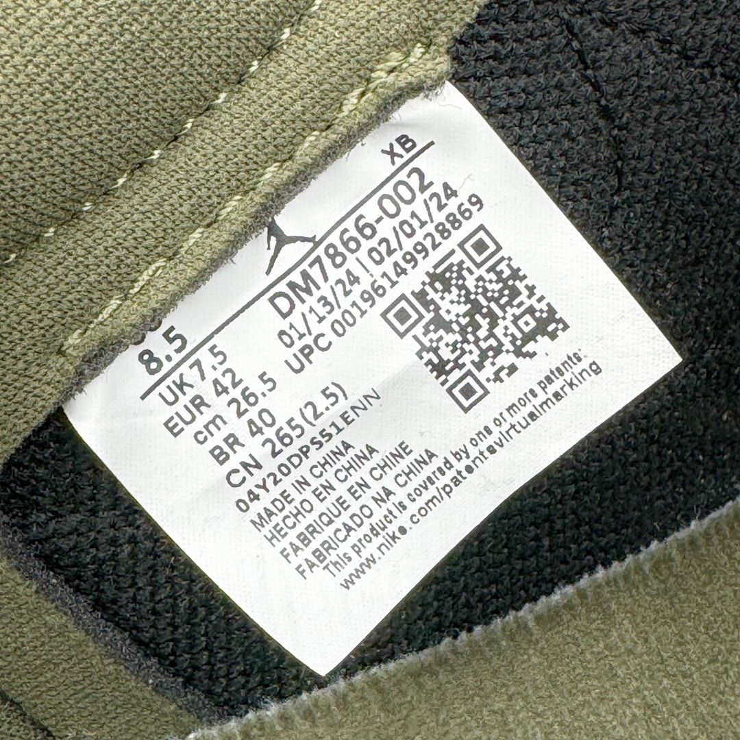 图片[17]-＃FK纯原 Travis Scott x Air Jordan AJ1 Low OG SP TS联名倒钩8.0低帮 白橄榄绿 DM7866-200 外贸高端零售特供批次 产品品控稳定性领先行业 各方面均可对飙L版 良心定价不杀猪 原厂全套原楦原纸板冲刀磨具开发 原厂皮料加持 原厂港宝加持定型后跟R度完美 同源原厂电绣 鬼脸飞翼针数密度立体效果一致 百分百一致原鞋 原厂拉帮工艺 针距密度一致 后跟弧度收口自然不对折 极致一眼正品既视感 进口玻璃冲刀皮料裁剪零毛边 全鞋电脑针车工艺 品控清洁度最高QC检验标准 免检产品 原厂订购鞋盒、鞋标、防尘纸、鞋撑、鞋带 追求极致的原厂味道 尺码：36 36.5 37.5 38 38.5 39 40 40.5 41 42 42.5 43 44 44.5 45 46 47.5 48.5-选品中心
