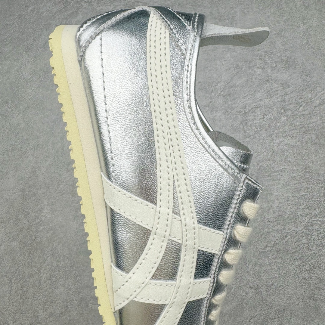 图片[6]-＃HK纯原 Asics Onitsuka Tiger MEXICO 66 亚瑟士鬼冢虎复古经典板鞋 市场最强版本 头层小羊皮加持 海外订单工厂出品 超成熟稳定的做工品控 原装全套纸板楦头开发 原汁原味 完美呈现版型 私模正确鞋底咬花纹路 一比一鞋头弧度高度鞋身弧度 绝不口嗨 细节品控鞋型随意秒杀市面 原档咬花纹路私模大底 一个单元有六个三角形 总体形拼接呈现花瓣状 官方四联吊牌 原装Ortholite轻量化鞋垫 原盒原配 质保卡 说明书 钢印防尘纸 纸板中底带钢印 乳胶组合鞋垫 支持全方位的对比专柜 产品从款式颜色造型上体现出追求舒适和细节的完美 鞋类更是推崇手工制作的严谨与完美 融舒适性与可穿性的设计风格 注重细节的完美和别致魅力 既保持稳重 又不失轻松的时尚感 尺码：36 37 37.5 38 39 39.5 40 40.5 41.5 42 42.5 43.5 44 45 46-选品中心