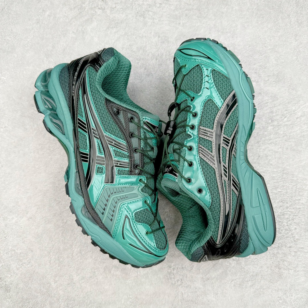 图片[3]-＃FA ASICS GEL-KAYANO 14 亚瑟士K14系列户外复古潮流百搭织物合成革缓震休闲跑步鞋 原装纸板楦头开发 独家私模五层组合大底 原厂定制缓震硅胶加持 原盒原配 官方四联吊牌 原装Ortholite轻量化鞋垫 设计师 Hidenori Yamashita 以「Flash」一词为灵感 创造出未来感金属色鞋面 改造升级内在性能 由内而外全面革新 为 GEL-KAYANO 家族传承及经典跑鞋文化的延续 创下里程碑式作品 K14跑鞋重新诠释了复古的跑步形状 并以其 2000 年代后期的美学理念重新铺装 银色与蓝色的鞋面极为高档 网面铺陈与鞋面、鞋头多处细节位增添了透气性 鞋后跟部中底上以及多密度耐磨鞋底增加了 GEL 缓震胶 提供高抗冲击性、缓冲性、可保护脚部免受地面冲击的影响 穿着舒适性十足 尺码：35.5 36 37 37.5 38 39 39.5 40.5 41.5 42 42.5 43.5 44 45-选品中心