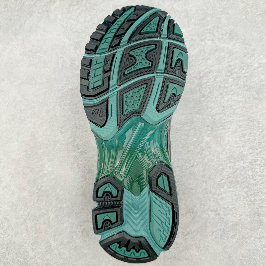 图片[9]-＃FA ASICS GEL-KAYANO 14 亚瑟士K14系列户外复古潮流百搭织物合成革缓震休闲跑步鞋 原装纸板楦头开发 独家私模五层组合大底 原厂定制缓震硅胶加持 原盒原配 官方四联吊牌 原装Ortholite轻量化鞋垫 设计师 Hidenori Yamashita 以「Flash」一词为灵感 创造出未来感金属色鞋面 改造升级内在性能 由内而外全面革新 为 GEL-KAYANO 家族传承及经典跑鞋文化的延续 创下里程碑式作品 K14跑鞋重新诠释了复古的跑步形状 并以其 2000 年代后期的美学理念重新铺装 银色与蓝色的鞋面极为高档 网面铺陈与鞋面、鞋头多处细节位增添了透气性 鞋后跟部中底上以及多密度耐磨鞋底增加了 GEL 缓震胶 提供高抗冲击性、缓冲性、可保护脚部免受地面冲击的影响 穿着舒适性十足 尺码：35.5 36 37 37.5 38 39 39.5 40.5 41.5 42 42.5 43.5 44 45-选品中心