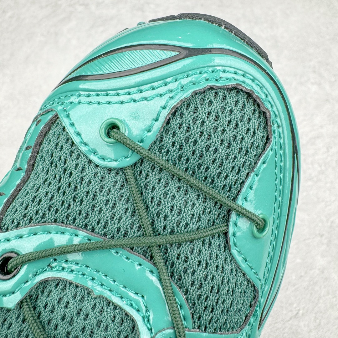 图片[12]-＃FA ASICS GEL-KAYANO 14 亚瑟士K14系列户外复古潮流百搭织物合成革缓震休闲跑步鞋 原装纸板楦头开发 独家私模五层组合大底 原厂定制缓震硅胶加持 原盒原配 官方四联吊牌 原装Ortholite轻量化鞋垫 设计师 Hidenori Yamashita 以「Flash」一词为灵感 创造出未来感金属色鞋面 改造升级内在性能 由内而外全面革新 为 GEL-KAYANO 家族传承及经典跑鞋文化的延续 创下里程碑式作品 K14跑鞋重新诠释了复古的跑步形状 并以其 2000 年代后期的美学理念重新铺装 银色与蓝色的鞋面极为高档 网面铺陈与鞋面、鞋头多处细节位增添了透气性 鞋后跟部中底上以及多密度耐磨鞋底增加了 GEL 缓震胶 提供高抗冲击性、缓冲性、可保护脚部免受地面冲击的影响 穿着舒适性十足 尺码：35.5 36 37 37.5 38 39 39.5 40.5 41.5 42 42.5 43.5 44 45-选品中心