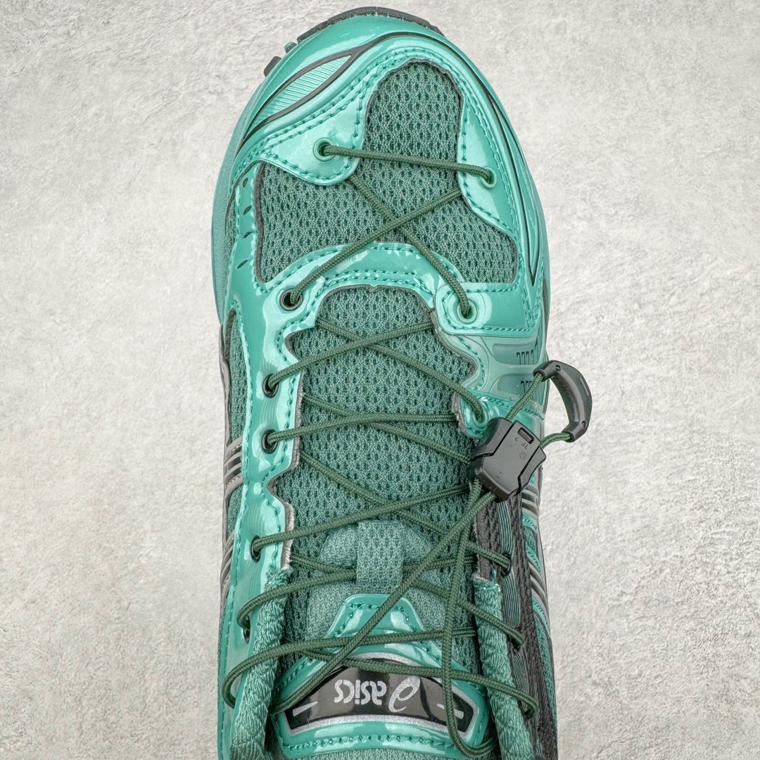 图片[4]-＃FA ASICS GEL-KAYANO 14 亚瑟士K14系列户外复古潮流百搭织物合成革缓震休闲跑步鞋 原装纸板楦头开发 独家私模五层组合大底 原厂定制缓震硅胶加持 原盒原配 官方四联吊牌 原装Ortholite轻量化鞋垫 设计师 Hidenori Yamashita 以「Flash」一词为灵感 创造出未来感金属色鞋面 改造升级内在性能 由内而外全面革新 为 GEL-KAYANO 家族传承及经典跑鞋文化的延续 创下里程碑式作品 K14跑鞋重新诠释了复古的跑步形状 并以其 2000 年代后期的美学理念重新铺装 银色与蓝色的鞋面极为高档 网面铺陈与鞋面、鞋头多处细节位增添了透气性 鞋后跟部中底上以及多密度耐磨鞋底增加了 GEL 缓震胶 提供高抗冲击性、缓冲性、可保护脚部免受地面冲击的影响 穿着舒适性十足 尺码：35.5 36 37 37.5 38 39 39.5 40.5 41.5 42 42.5 43.5 44 45-选品中心