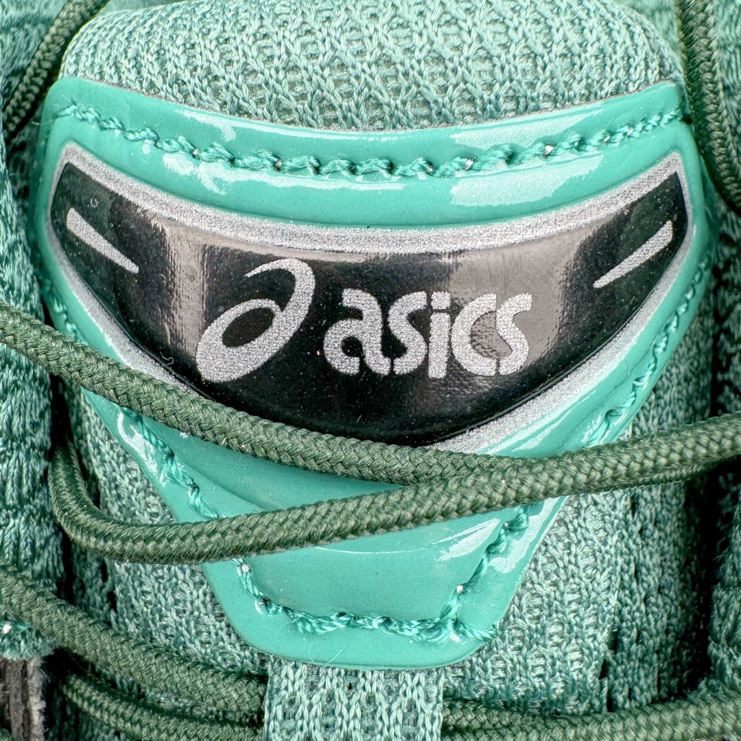 图片[11]-＃FA ASICS GEL-KAYANO 14 亚瑟士K14系列户外复古潮流百搭织物合成革缓震休闲跑步鞋 原装纸板楦头开发 独家私模五层组合大底 原厂定制缓震硅胶加持 原盒原配 官方四联吊牌 原装Ortholite轻量化鞋垫 设计师 Hidenori Yamashita 以「Flash」一词为灵感 创造出未来感金属色鞋面 改造升级内在性能 由内而外全面革新 为 GEL-KAYANO 家族传承及经典跑鞋文化的延续 创下里程碑式作品 K14跑鞋重新诠释了复古的跑步形状 并以其 2000 年代后期的美学理念重新铺装 银色与蓝色的鞋面极为高档 网面铺陈与鞋面、鞋头多处细节位增添了透气性 鞋后跟部中底上以及多密度耐磨鞋底增加了 GEL 缓震胶 提供高抗冲击性、缓冲性、可保护脚部免受地面冲击的影响 穿着舒适性十足 尺码：35.5 36 37 37.5 38 39 39.5 40.5 41.5 42 42.5 43.5 44 45-选品中心
