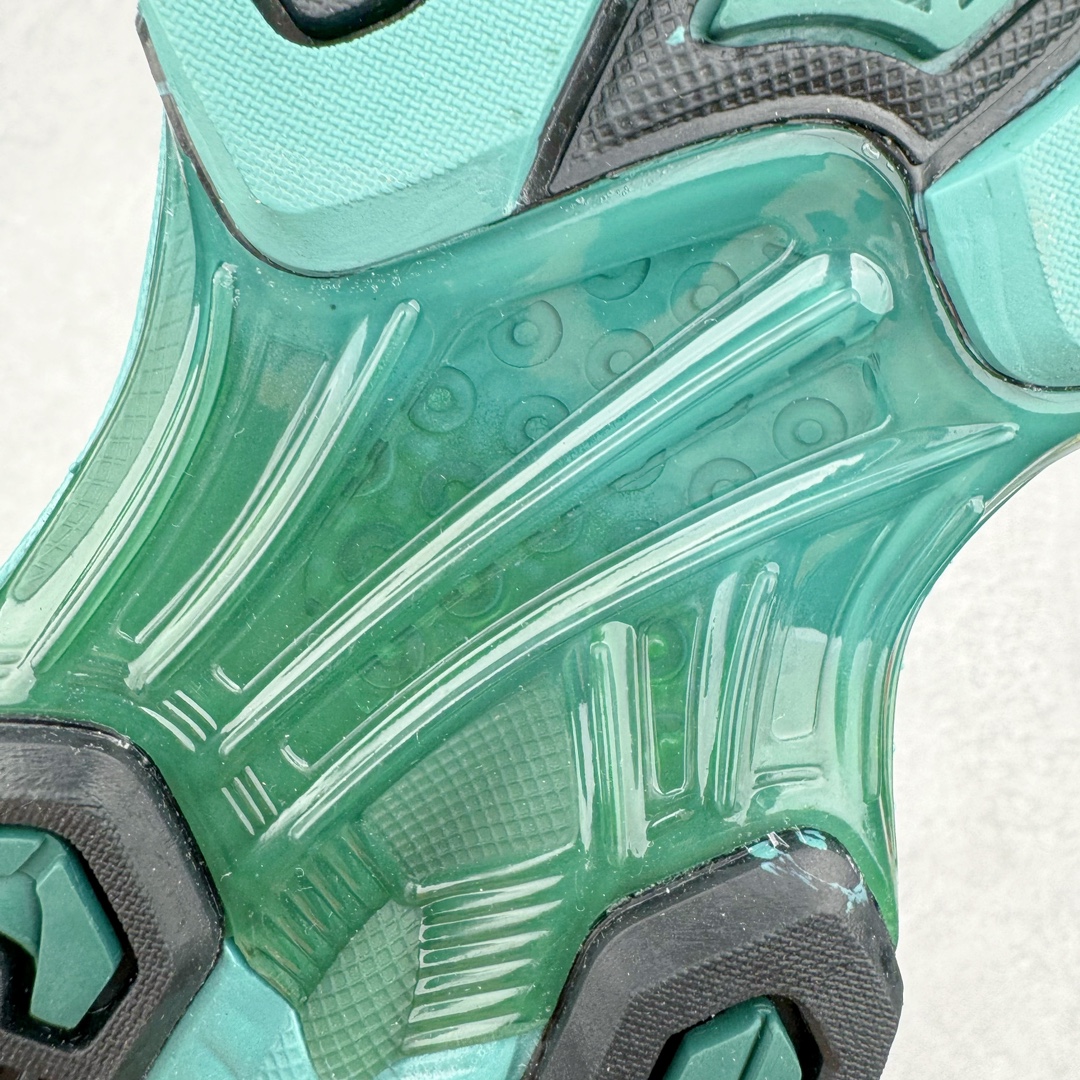 图片[18]-＃FA ASICS GEL-KAYANO 14 亚瑟士K14系列户外复古潮流百搭织物合成革缓震休闲跑步鞋 原装纸板楦头开发 独家私模五层组合大底 原厂定制缓震硅胶加持 原盒原配 官方四联吊牌 原装Ortholite轻量化鞋垫 设计师 Hidenori Yamashita 以「Flash」一词为灵感 创造出未来感金属色鞋面 改造升级内在性能 由内而外全面革新 为 GEL-KAYANO 家族传承及经典跑鞋文化的延续 创下里程碑式作品 K14跑鞋重新诠释了复古的跑步形状 并以其 2000 年代后期的美学理念重新铺装 银色与蓝色的鞋面极为高档 网面铺陈与鞋面、鞋头多处细节位增添了透气性 鞋后跟部中底上以及多密度耐磨鞋底增加了 GEL 缓震胶 提供高抗冲击性、缓冲性、可保护脚部免受地面冲击的影响 穿着舒适性十足 尺码：35.5 36 37 37.5 38 39 39.5 40.5 41.5 42 42.5 43.5 44 45-选品中心