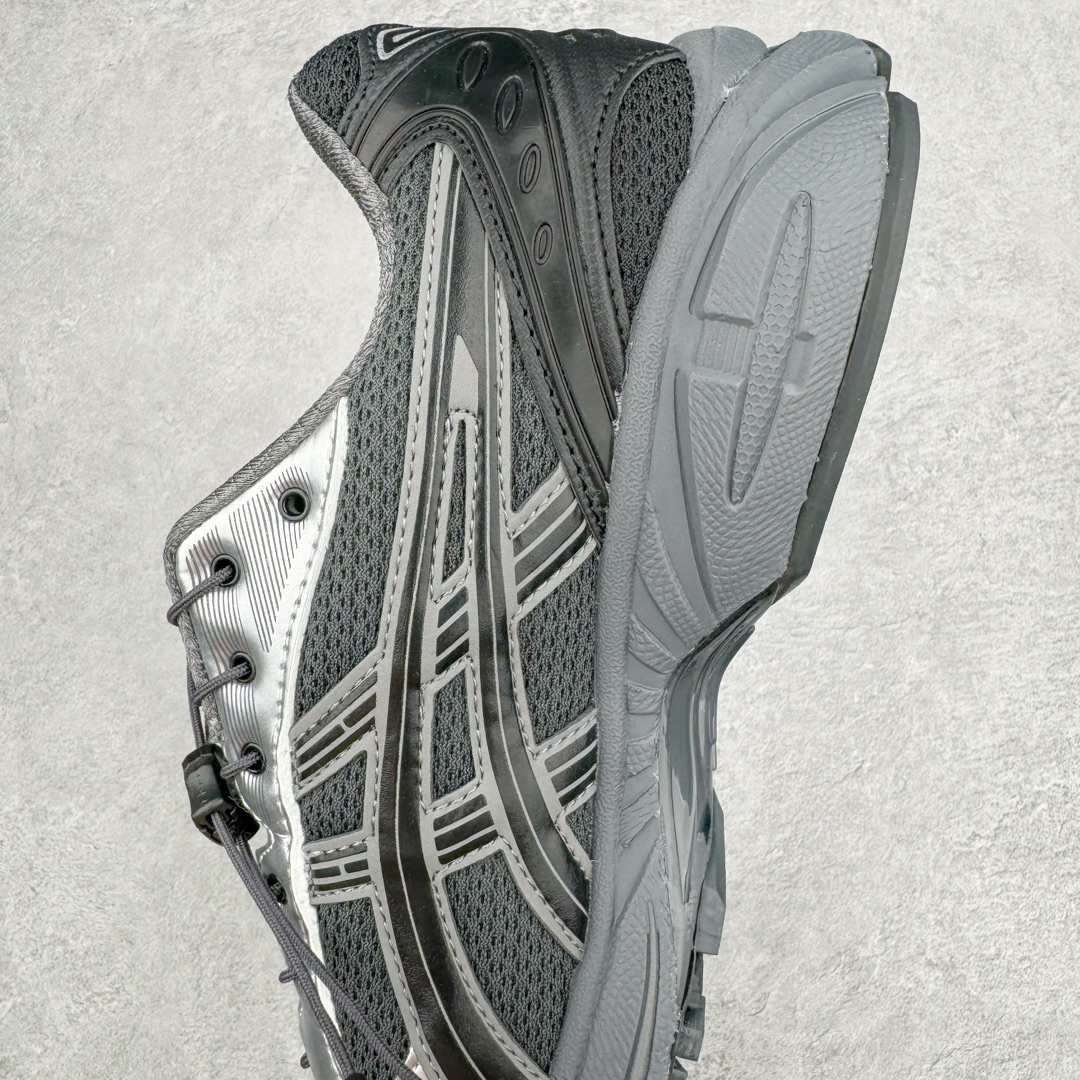 图片[7]-＃FA ASICS GEL-KAYANO 14 亚瑟士K14系列户外复古潮流百搭织物合成革缓震休闲跑步鞋 原装纸板楦头开发 独家私模五层组合大底 原厂定制缓震硅胶加持 原盒原配 官方四联吊牌 原装Ortholite轻量化鞋垫 设计师 Hidenori Yamashita 以「Flash」一词为灵感 创造出未来感金属色鞋面 改造升级内在性能 由内而外全面革新 为 GEL-KAYANO 家族传承及经典跑鞋文化的延续 创下里程碑式作品 K14跑鞋重新诠释了复古的跑步形状 并以其 2000 年代后期的美学理念重新铺装 银色与蓝色的鞋面极为高档 网面铺陈与鞋面、鞋头多处细节位增添了透气性 鞋后跟部中底上以及多密度耐磨鞋底增加了 GEL 缓震胶 提供高抗冲击性、缓冲性、可保护脚部免受地面冲击的影响 穿着舒适性十足 尺码：35.5 36 37 37.5 38 39 39.5 40.5 41.5 42 42.5 43.5 44 45-选品中心