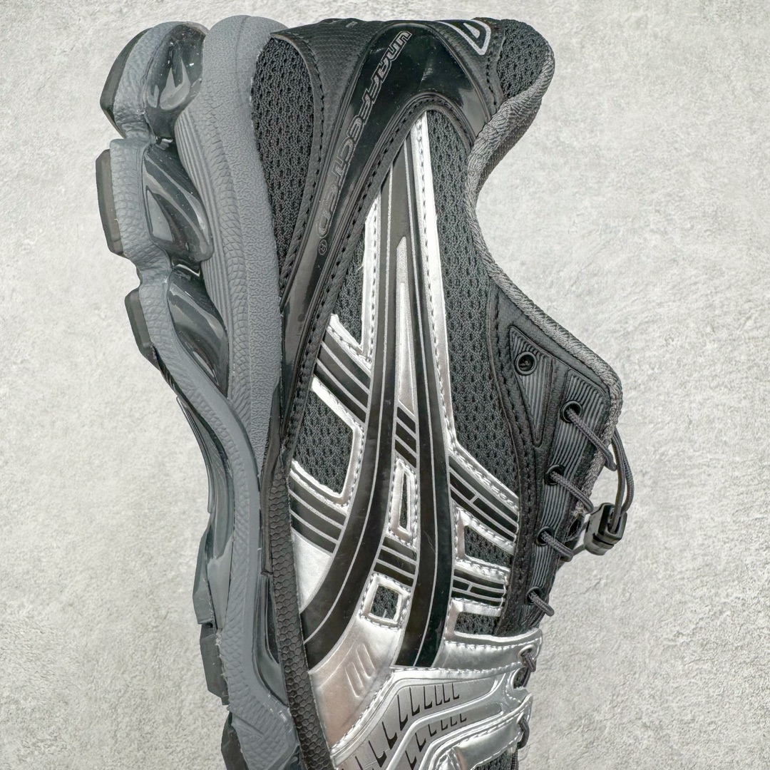 图片[6]-＃FA ASICS GEL-KAYANO 14 亚瑟士K14系列户外复古潮流百搭织物合成革缓震休闲跑步鞋 原装纸板楦头开发 独家私模五层组合大底 原厂定制缓震硅胶加持 原盒原配 官方四联吊牌 原装Ortholite轻量化鞋垫 设计师 Hidenori Yamashita 以「Flash」一词为灵感 创造出未来感金属色鞋面 改造升级内在性能 由内而外全面革新 为 GEL-KAYANO 家族传承及经典跑鞋文化的延续 创下里程碑式作品 K14跑鞋重新诠释了复古的跑步形状 并以其 2000 年代后期的美学理念重新铺装 银色与蓝色的鞋面极为高档 网面铺陈与鞋面、鞋头多处细节位增添了透气性 鞋后跟部中底上以及多密度耐磨鞋底增加了 GEL 缓震胶 提供高抗冲击性、缓冲性、可保护脚部免受地面冲击的影响 穿着舒适性十足 尺码：35.5 36 37 37.5 38 39 39.5 40.5 41.5 42 42.5 43.5 44 45-选品中心