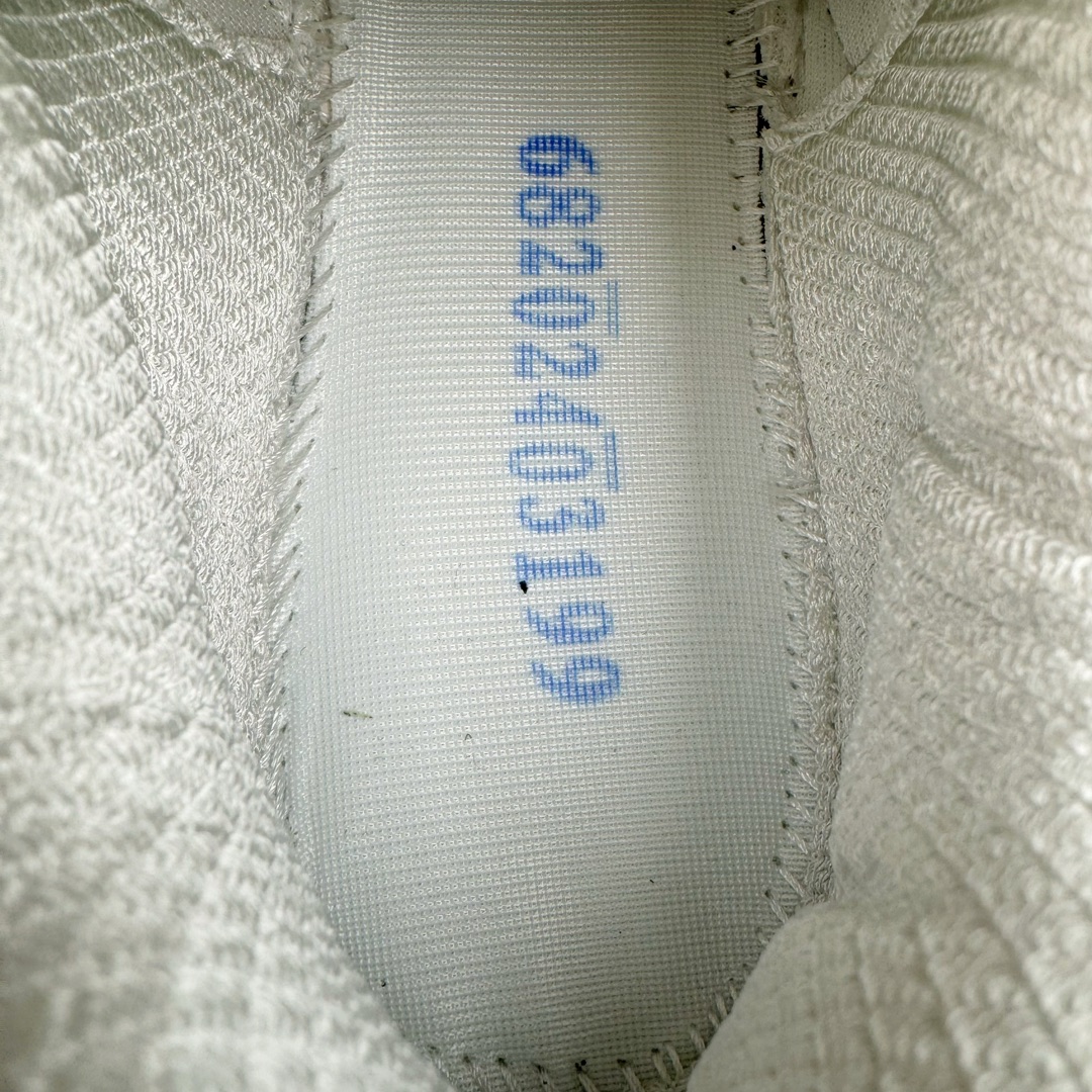 图片[10]-＃FA ASICS GEL-KAYANO 14 亚瑟士K14系列户外复古潮流百搭织物合成革缓震休闲跑步鞋 原装纸板楦头开发 独家私模五层组合大底 原厂定制缓震硅胶加持 原盒原配 官方四联吊牌 原装Ortholite轻量化鞋垫 设计师 Hidenori Yamashita 以「Flash」一词为灵感 创造出未来感金属色鞋面 改造升级内在性能 由内而外全面革新 为 GEL-KAYANO 家族传承及经典跑鞋文化的延续 创下里程碑式作品 K14跑鞋重新诠释了复古的跑步形状 并以其 2000 年代后期的美学理念重新铺装 银色与蓝色的鞋面极为高档 网面铺陈与鞋面、鞋头多处细节位增添了透气性 鞋后跟部中底上以及多密度耐磨鞋底增加了 GEL 缓震胶 提供高抗冲击性、缓冲性、可保护脚部免受地面冲击的影响 穿着舒适性十足 尺码：35.5 36 37 37.5 38 39 39.5 40.5 41.5 42 42.5 43.5 44 45-选品中心