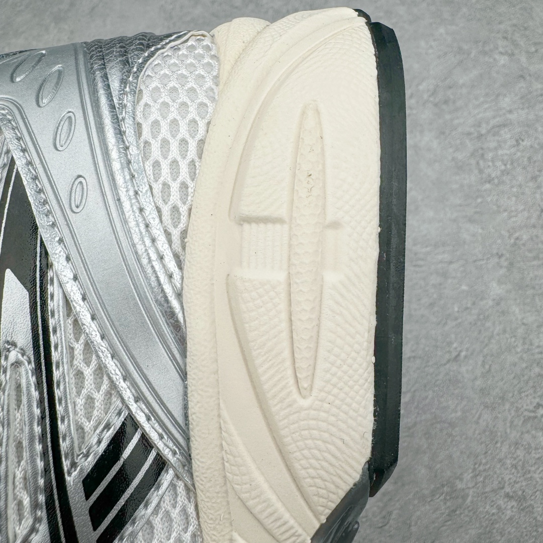 图片[15]-＃FA jjjjound x ASICS GEL-KAYANO 14 亚瑟士K14 4J联名户外复古潮流百搭织物合成革缓震休闲跑步鞋 原装纸板楦头开发 独家私模五层组合大底 原厂定制缓震硅胶加持 原盒原配 官方四联吊牌 原装Ortholite轻量化鞋垫 设计师 Hidenori Yamashita 以「Flash」一词为灵感 创造出未来感金属色鞋面 改造升级内在性能 由内而外全面革新 为 GEL-KAYANO 家族传承及经典跑鞋文化的延续 创下里程碑式作品 K14跑鞋重新诠释了复古的跑步形状 并以其 2000 年代后期的美学理念重新铺装 银色与蓝色的鞋面极为高档 网面铺陈与鞋面、鞋头多处细节位增添了透气性 鞋后跟部中底上以及多密度耐磨鞋底增加了 GEL 缓震胶 提供高抗冲击性、缓冲性、可保护脚部免受地面冲击的影响 穿着舒适性十足 尺码：35.5 36 37 37.5 38 39 39.5 40.5 41.5 42 42.5 43.5 44 45-选品中心