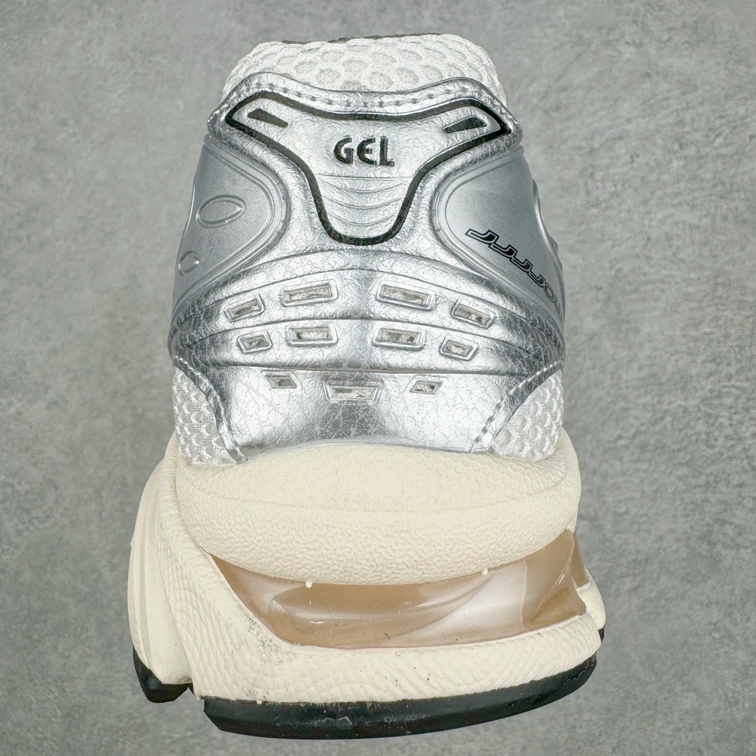 图片[8]-＃FA jjjjound x ASICS GEL-KAYANO 14 亚瑟士K14 4J联名户外复古潮流百搭织物合成革缓震休闲跑步鞋 原装纸板楦头开发 独家私模五层组合大底 原厂定制缓震硅胶加持 原盒原配 官方四联吊牌 原装Ortholite轻量化鞋垫 设计师 Hidenori Yamashita 以「Flash」一词为灵感 创造出未来感金属色鞋面 改造升级内在性能 由内而外全面革新 为 GEL-KAYANO 家族传承及经典跑鞋文化的延续 创下里程碑式作品 K14跑鞋重新诠释了复古的跑步形状 并以其 2000 年代后期的美学理念重新铺装 银色与蓝色的鞋面极为高档 网面铺陈与鞋面、鞋头多处细节位增添了透气性 鞋后跟部中底上以及多密度耐磨鞋底增加了 GEL 缓震胶 提供高抗冲击性、缓冲性、可保护脚部免受地面冲击的影响 穿着舒适性十足 尺码：35.5 36 37 37.5 38 39 39.5 40.5 41.5 42 42.5 43.5 44 45-选品中心