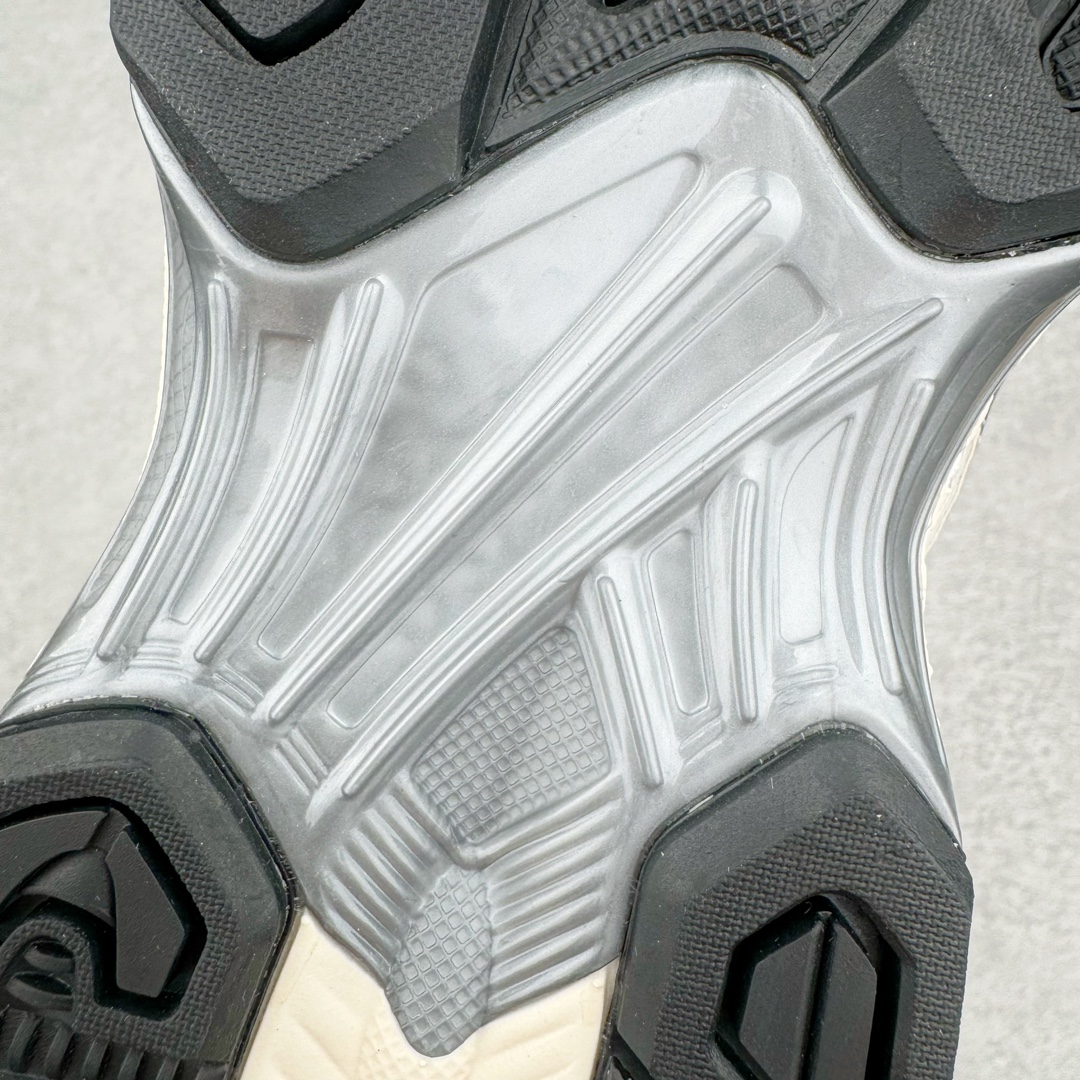 图片[24]-＃FA jjjjound x ASICS GEL-KAYANO 14 亚瑟士K14 4J联名户外复古潮流百搭织物合成革缓震休闲跑步鞋 原装纸板楦头开发 独家私模五层组合大底 原厂定制缓震硅胶加持 原盒原配 官方四联吊牌 原装Ortholite轻量化鞋垫 设计师 Hidenori Yamashita 以「Flash」一词为灵感 创造出未来感金属色鞋面 改造升级内在性能 由内而外全面革新 为 GEL-KAYANO 家族传承及经典跑鞋文化的延续 创下里程碑式作品 K14跑鞋重新诠释了复古的跑步形状 并以其 2000 年代后期的美学理念重新铺装 银色与蓝色的鞋面极为高档 网面铺陈与鞋面、鞋头多处细节位增添了透气性 鞋后跟部中底上以及多密度耐磨鞋底增加了 GEL 缓震胶 提供高抗冲击性、缓冲性、可保护脚部免受地面冲击的影响 穿着舒适性十足 尺码：35.5 36 37 37.5 38 39 39.5 40.5 41.5 42 42.5 43.5 44 45-选品中心