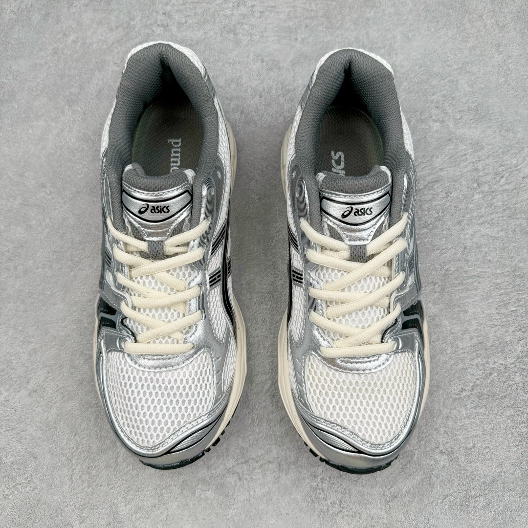 图片[2]-＃FA jjjjound x ASICS GEL-KAYANO 14 亚瑟士K14 4J联名户外复古潮流百搭织物合成革缓震休闲跑步鞋 原装纸板楦头开发 独家私模五层组合大底 原厂定制缓震硅胶加持 原盒原配 官方四联吊牌 原装Ortholite轻量化鞋垫 设计师 Hidenori Yamashita 以「Flash」一词为灵感 创造出未来感金属色鞋面 改造升级内在性能 由内而外全面革新 为 GEL-KAYANO 家族传承及经典跑鞋文化的延续 创下里程碑式作品 K14跑鞋重新诠释了复古的跑步形状 并以其 2000 年代后期的美学理念重新铺装 银色与蓝色的鞋面极为高档 网面铺陈与鞋面、鞋头多处细节位增添了透气性 鞋后跟部中底上以及多密度耐磨鞋底增加了 GEL 缓震胶 提供高抗冲击性、缓冲性、可保护脚部免受地面冲击的影响 穿着舒适性十足 尺码：35.5 36 37 37.5 38 39 39.5 40.5 41.5 42 42.5 43.5 44 45-选品中心