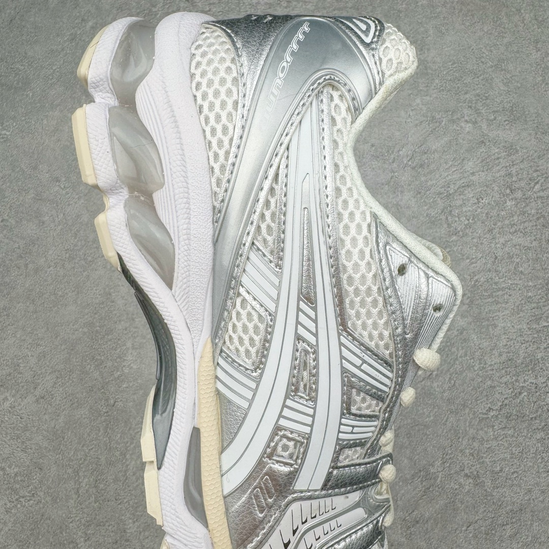 图片[6]-＃FA jjjjound x ASICS GEL-KAYANO 14 亚瑟士K14 4J联名户外复古潮流百搭织物合成革缓震休闲跑步鞋 原装纸板楦头开发 独家私模五层组合大底 原厂定制缓震硅胶加持 原盒原配 官方四联吊牌 原装Ortholite轻量化鞋垫 设计师 Hidenori Yamashita 以「Flash」一词为灵感 创造出未来感金属色鞋面 改造升级内在性能 由内而外全面革新 为 GEL-KAYANO 家族传承及经典跑鞋文化的延续 创下里程碑式作品 K14跑鞋重新诠释了复古的跑步形状 并以其 2000 年代后期的美学理念重新铺装 银色与蓝色的鞋面极为高档 网面铺陈与鞋面、鞋头多处细节位增添了透气性 鞋后跟部中底上以及多密度耐磨鞋底增加了 GEL 缓震胶 提供高抗冲击性、缓冲性、可保护脚部免受地面冲击的影响 穿着舒适性十足 尺码：35.5 36 37 37.5 38 39 39.5 40.5 41.5 42 42.5 43.5 44 45-选品中心