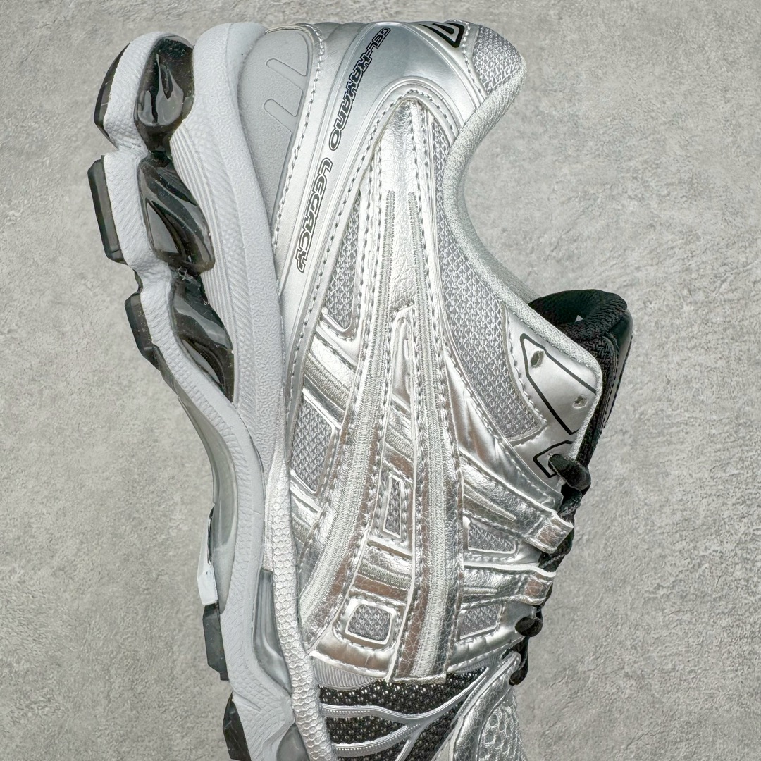 图片[6]-＃FA ASICS GEL-KAYANO 14 亚瑟士K14系列户外复古潮流百搭织物合成革缓震休闲跑步鞋 原装纸板楦头开发 独家私模五层组合大底 原厂定制缓震硅胶加持 原盒原配 官方四联吊牌 原装Ortholite轻量化鞋垫 设计师 Hidenori Yamashita 以「Flash」一词为灵感 创造出未来感金属色鞋面 改造升级内在性能 由内而外全面革新 为 GEL-KAYANO 家族传承及经典跑鞋文化的延续 创下里程碑式作品 K14跑鞋重新诠释了复古的跑步形状 并以其 2000 年代后期的美学理念重新铺装 银色与蓝色的鞋面极为高档 网面铺陈与鞋面、鞋头多处细节位增添了透气性 鞋后跟部中底上以及多密度耐磨鞋底增加了 GEL 缓震胶 提供高抗冲击性、缓冲性、可保护脚部免受地面冲击的影响 穿着舒适性十足 尺码：35.5 36 37 37.5 38 39 39.5 40.5 41.5 42 42.5 43.5 44 45-选品中心