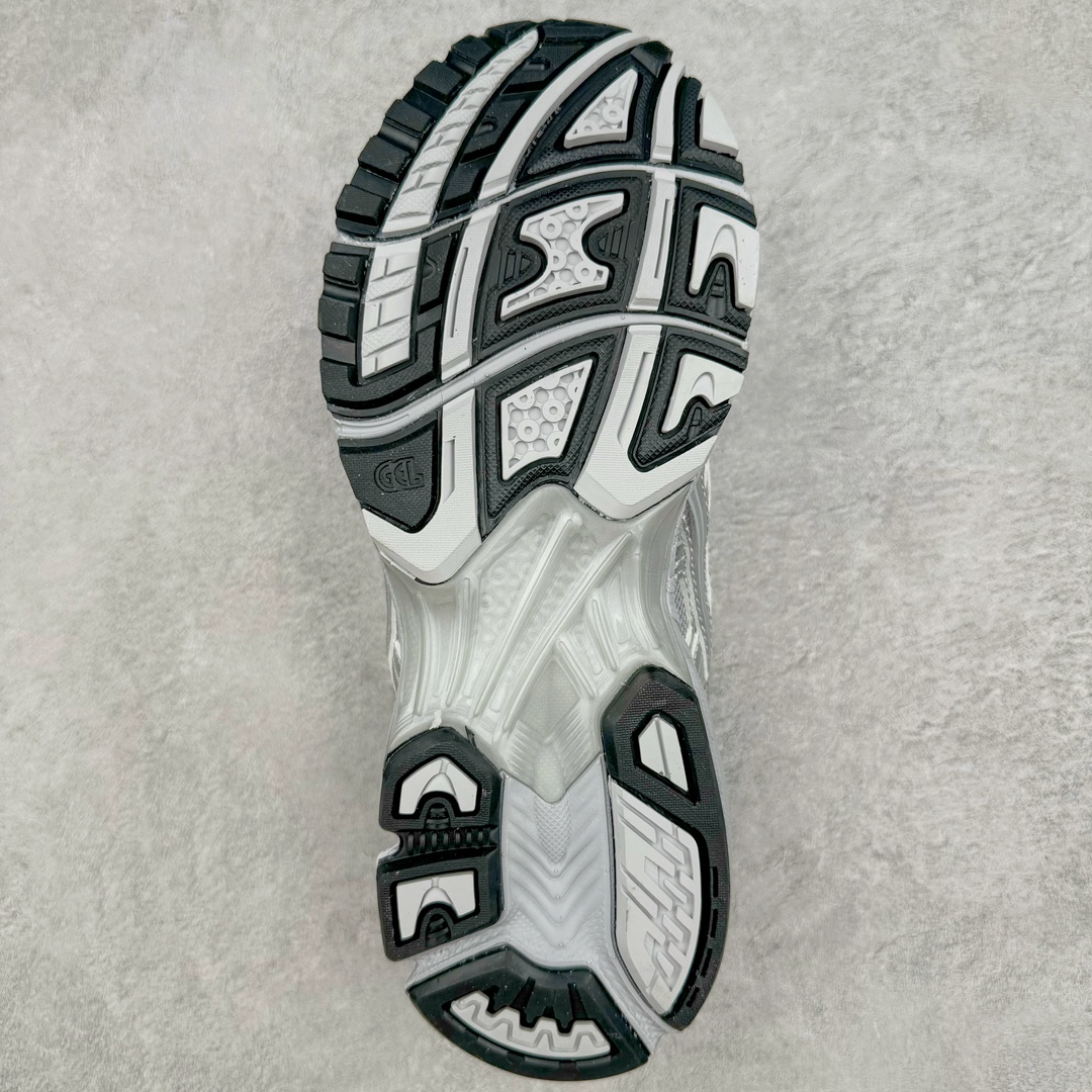 图片[9]-＃FA ASICS GEL-KAYANO 14 亚瑟士K14系列户外复古潮流百搭织物合成革缓震休闲跑步鞋 原装纸板楦头开发 独家私模五层组合大底 原厂定制缓震硅胶加持 原盒原配 官方四联吊牌 原装Ortholite轻量化鞋垫 设计师 Hidenori Yamashita 以「Flash」一词为灵感 创造出未来感金属色鞋面 改造升级内在性能 由内而外全面革新 为 GEL-KAYANO 家族传承及经典跑鞋文化的延续 创下里程碑式作品 K14跑鞋重新诠释了复古的跑步形状 并以其 2000 年代后期的美学理念重新铺装 银色与蓝色的鞋面极为高档 网面铺陈与鞋面、鞋头多处细节位增添了透气性 鞋后跟部中底上以及多密度耐磨鞋底增加了 GEL 缓震胶 提供高抗冲击性、缓冲性、可保护脚部免受地面冲击的影响 穿着舒适性十足 尺码：35.5 36 37 37.5 38 39 39.5 40.5 41.5 42 42.5 43.5 44 45-选品中心