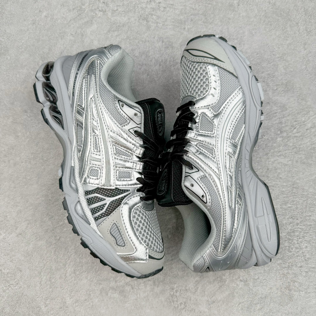 图片[3]-＃FA ASICS GEL-KAYANO 14 亚瑟士K14系列户外复古潮流百搭织物合成革缓震休闲跑步鞋 原装纸板楦头开发 独家私模五层组合大底 原厂定制缓震硅胶加持 原盒原配 官方四联吊牌 原装Ortholite轻量化鞋垫 设计师 Hidenori Yamashita 以「Flash」一词为灵感 创造出未来感金属色鞋面 改造升级内在性能 由内而外全面革新 为 GEL-KAYANO 家族传承及经典跑鞋文化的延续 创下里程碑式作品 K14跑鞋重新诠释了复古的跑步形状 并以其 2000 年代后期的美学理念重新铺装 银色与蓝色的鞋面极为高档 网面铺陈与鞋面、鞋头多处细节位增添了透气性 鞋后跟部中底上以及多密度耐磨鞋底增加了 GEL 缓震胶 提供高抗冲击性、缓冲性、可保护脚部免受地面冲击的影响 穿着舒适性十足 尺码：35.5 36 37 37.5 38 39 39.5 40.5 41.5 42 42.5 43.5 44 45-选品中心