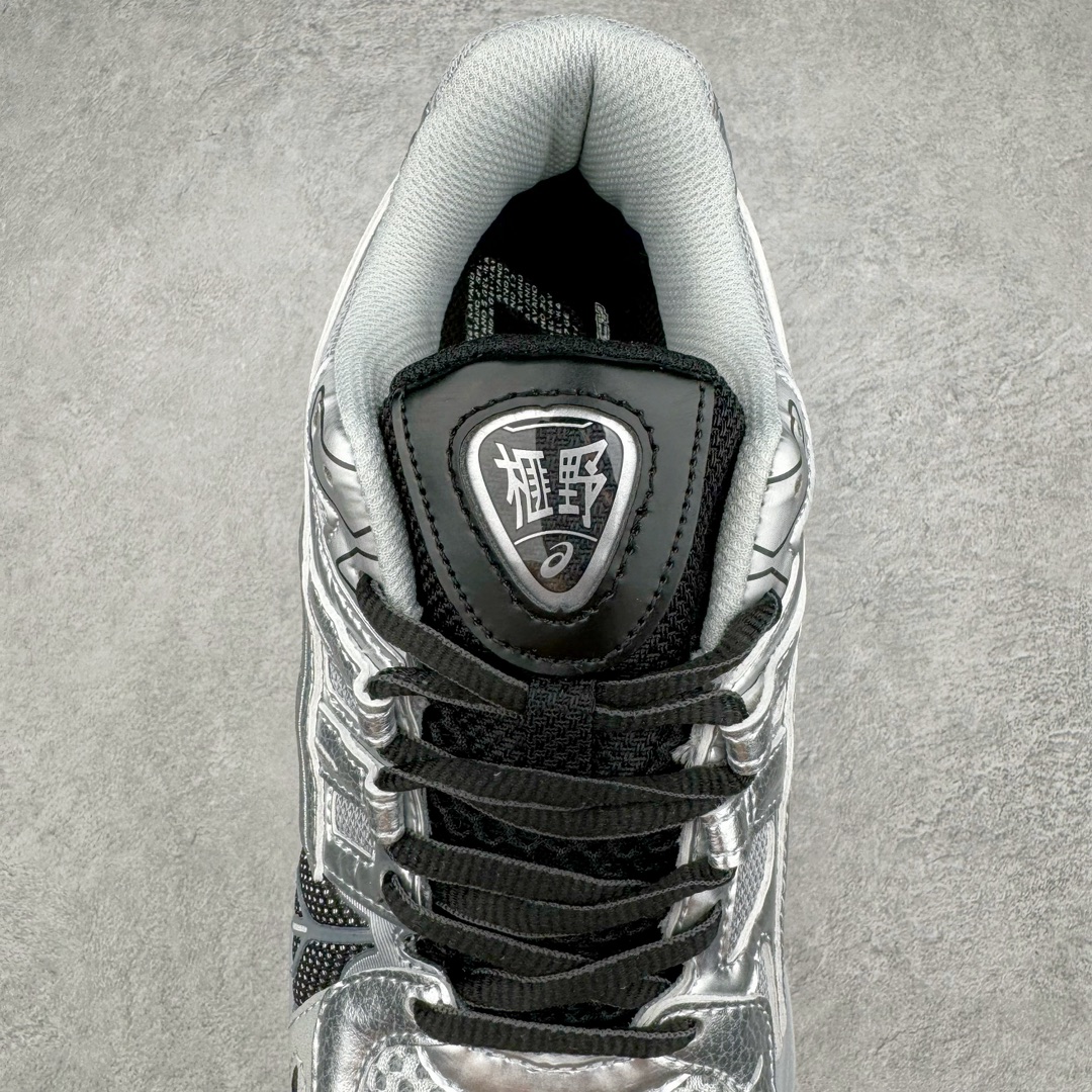 图片[5]-＃FA ASICS GEL-KAYANO 14 亚瑟士K14系列户外复古潮流百搭织物合成革缓震休闲跑步鞋 原装纸板楦头开发 独家私模五层组合大底 原厂定制缓震硅胶加持 原盒原配 官方四联吊牌 原装Ortholite轻量化鞋垫 设计师 Hidenori Yamashita 以「Flash」一词为灵感 创造出未来感金属色鞋面 改造升级内在性能 由内而外全面革新 为 GEL-KAYANO 家族传承及经典跑鞋文化的延续 创下里程碑式作品 K14跑鞋重新诠释了复古的跑步形状 并以其 2000 年代后期的美学理念重新铺装 银色与蓝色的鞋面极为高档 网面铺陈与鞋面、鞋头多处细节位增添了透气性 鞋后跟部中底上以及多密度耐磨鞋底增加了 GEL 缓震胶 提供高抗冲击性、缓冲性、可保护脚部免受地面冲击的影响 穿着舒适性十足 尺码：35.5 36 37 37.5 38 39 39.5 40.5 41.5 42 42.5 43.5 44 45-选品中心