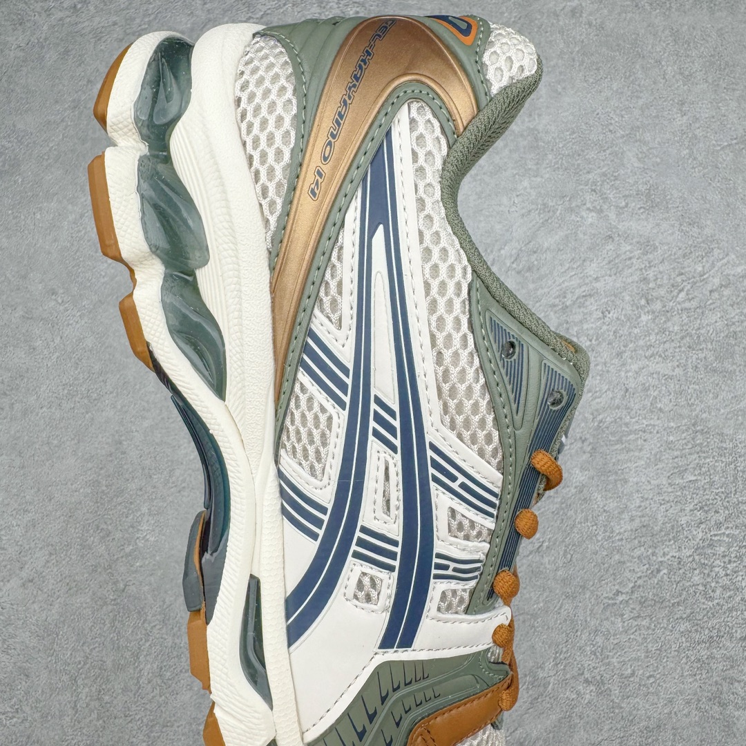 图片[6]-＃FA ASICS GEL-KAYANO 14 亚瑟士K14系列户外复古潮流百搭织物合成革缓震休闲跑步鞋 原装纸板楦头开发 独家私模五层组合大底 原厂定制缓震硅胶加持 原盒原配 官方四联吊牌 原装Ortholite轻量化鞋垫 设计师 Hidenori Yamashita 以「Flash」一词为灵感 创造出未来感金属色鞋面 改造升级内在性能 由内而外全面革新 为 GEL-KAYANO 家族传承及经典跑鞋文化的延续 创下里程碑式作品 K14跑鞋重新诠释了复古的跑步形状 并以其 2000 年代后期的美学理念重新铺装 银色与蓝色的鞋面极为高档 网面铺陈与鞋面、鞋头多处细节位增添了透气性 鞋后跟部中底上以及多密度耐磨鞋底增加了 GEL 缓震胶 提供高抗冲击性、缓冲性、可保护脚部免受地面冲击的影响 穿着舒适性十足 尺码：35.5 36 37 37.5 38 39 39.5 40.5 41.5 42 42.5 43.5 44 45-选品中心
