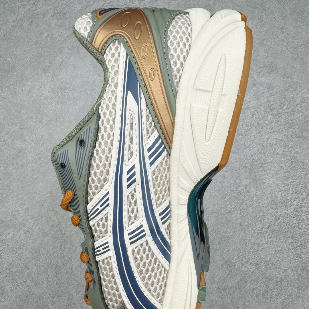 图片[7]-＃FA ASICS GEL-KAYANO 14 亚瑟士K14系列户外复古潮流百搭织物合成革缓震休闲跑步鞋 原装纸板楦头开发 独家私模五层组合大底 原厂定制缓震硅胶加持 原盒原配 官方四联吊牌 原装Ortholite轻量化鞋垫 设计师 Hidenori Yamashita 以「Flash」一词为灵感 创造出未来感金属色鞋面 改造升级内在性能 由内而外全面革新 为 GEL-KAYANO 家族传承及经典跑鞋文化的延续 创下里程碑式作品 K14跑鞋重新诠释了复古的跑步形状 并以其 2000 年代后期的美学理念重新铺装 银色与蓝色的鞋面极为高档 网面铺陈与鞋面、鞋头多处细节位增添了透气性 鞋后跟部中底上以及多密度耐磨鞋底增加了 GEL 缓震胶 提供高抗冲击性、缓冲性、可保护脚部免受地面冲击的影响 穿着舒适性十足 尺码：35.5 36 37 37.5 38 39 39.5 40.5 41.5 42 42.5 43.5 44 45-选品中心