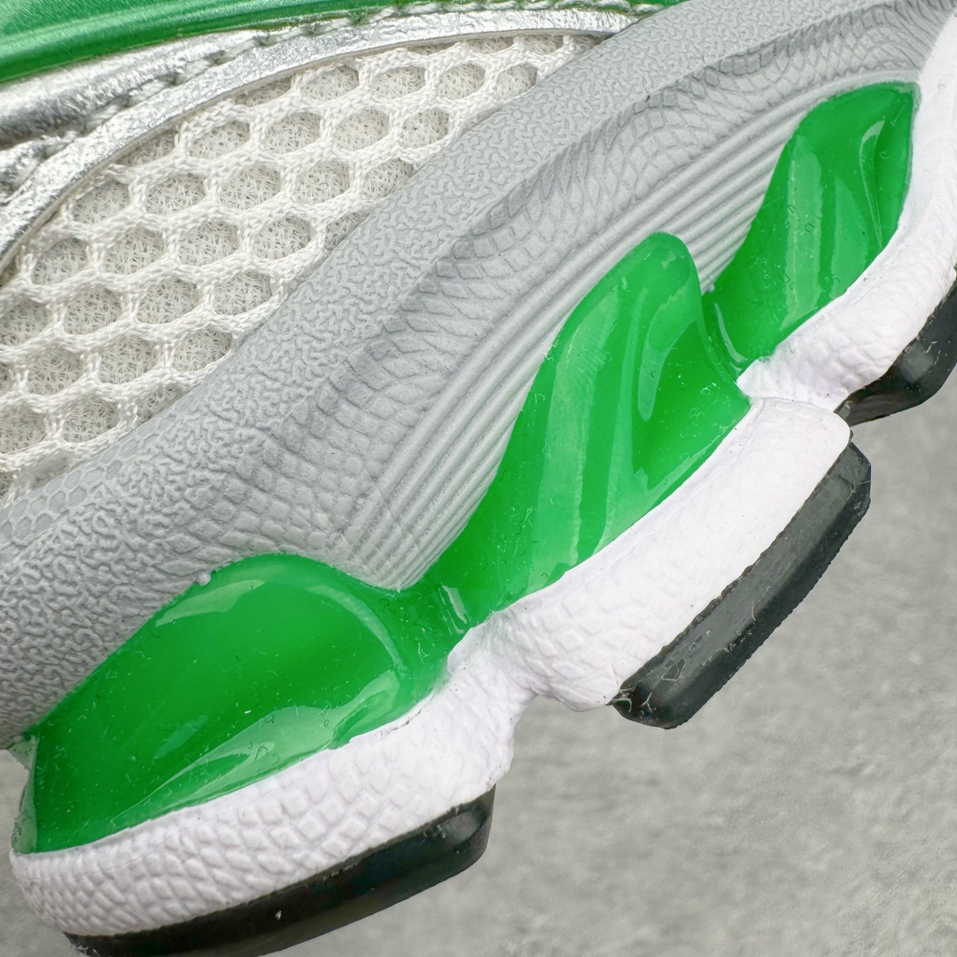 图片[14]-＃FA ASICS GEL-KAYANO 14 亚瑟士K14系列户外复古潮流百搭织物合成革缓震休闲跑步鞋 原装纸板楦头开发 独家私模五层组合大底 原厂定制缓震硅胶加持 原盒原配 官方四联吊牌 原装Ortholite轻量化鞋垫 设计师 Hidenori Yamashita 以「Flash」一词为灵感 创造出未来感金属色鞋面 改造升级内在性能 由内而外全面革新 为 GEL-KAYANO 家族传承及经典跑鞋文化的延续 创下里程碑式作品 K14跑鞋重新诠释了复古的跑步形状 并以其 2000 年代后期的美学理念重新铺装 银色与蓝色的鞋面极为高档 网面铺陈与鞋面、鞋头多处细节位增添了透气性 鞋后跟部中底上以及多密度耐磨鞋底增加了 GEL 缓震胶 提供高抗冲击性、缓冲性、可保护脚部免受地面冲击的影响 穿着舒适性十足 尺码：35.5 36 37 37.5 38 39 39.5 40.5 41.5 42 42.5 43.5 44 45-选品中心