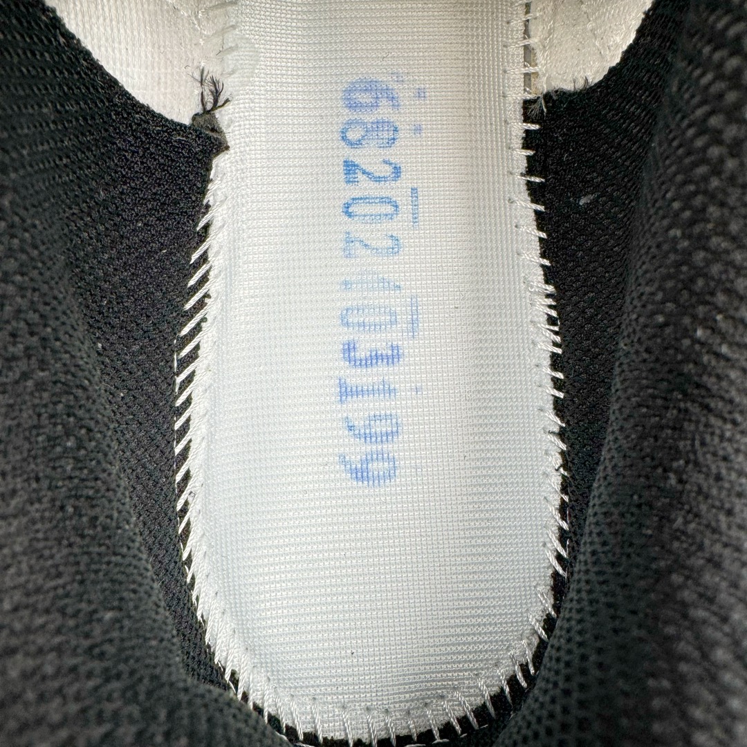 图片[19]-＃FA ASICS GEL-KAYANO 14 亚瑟士K14系列户外复古潮流百搭织物合成革缓震休闲跑步鞋 原装纸板楦头开发 独家私模五层组合大底 原厂定制缓震硅胶加持 原盒原配 官方四联吊牌 原装Ortholite轻量化鞋垫 设计师 Hidenori Yamashita 以「Flash」一词为灵感 创造出未来感金属色鞋面 改造升级内在性能 由内而外全面革新 为 GEL-KAYANO 家族传承及经典跑鞋文化的延续 创下里程碑式作品 K14跑鞋重新诠释了复古的跑步形状 并以其 2000 年代后期的美学理念重新铺装 银色与蓝色的鞋面极为高档 网面铺陈与鞋面、鞋头多处细节位增添了透气性 鞋后跟部中底上以及多密度耐磨鞋底增加了 GEL 缓震胶 提供高抗冲击性、缓冲性、可保护脚部免受地面冲击的影响 穿着舒适性十足 尺码：35.5 36 37 37.5 38 39 39.5 40.5 41.5 42 42.5 43.5 44 45-选品中心