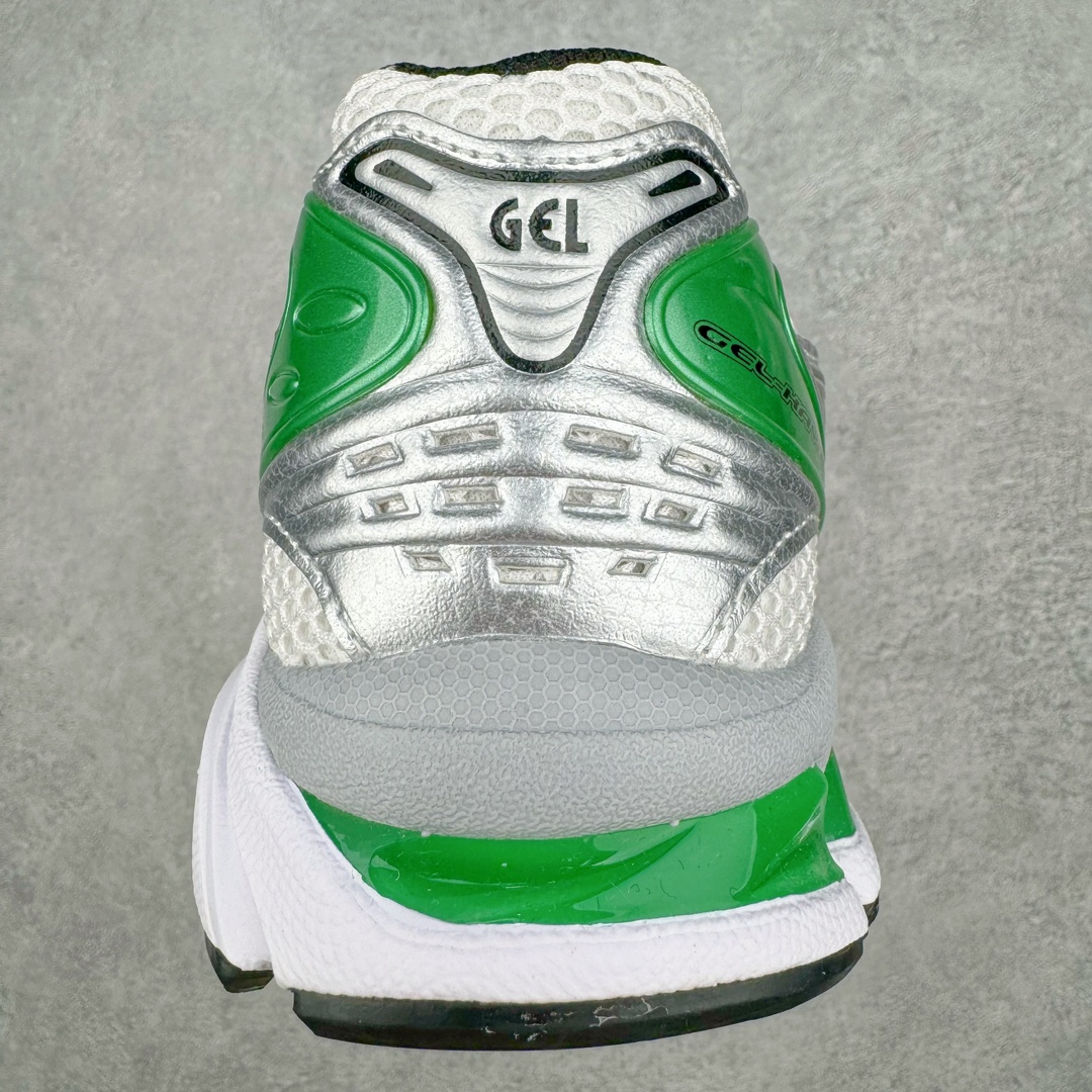 图片[8]-＃FA ASICS GEL-KAYANO 14 亚瑟士K14系列户外复古潮流百搭织物合成革缓震休闲跑步鞋 原装纸板楦头开发 独家私模五层组合大底 原厂定制缓震硅胶加持 原盒原配 官方四联吊牌 原装Ortholite轻量化鞋垫 设计师 Hidenori Yamashita 以「Flash」一词为灵感 创造出未来感金属色鞋面 改造升级内在性能 由内而外全面革新 为 GEL-KAYANO 家族传承及经典跑鞋文化的延续 创下里程碑式作品 K14跑鞋重新诠释了复古的跑步形状 并以其 2000 年代后期的美学理念重新铺装 银色与蓝色的鞋面极为高档 网面铺陈与鞋面、鞋头多处细节位增添了透气性 鞋后跟部中底上以及多密度耐磨鞋底增加了 GEL 缓震胶 提供高抗冲击性、缓冲性、可保护脚部免受地面冲击的影响 穿着舒适性十足 尺码：35.5 36 37 37.5 38 39 39.5 40.5 41.5 42 42.5 43.5 44 45-选品中心