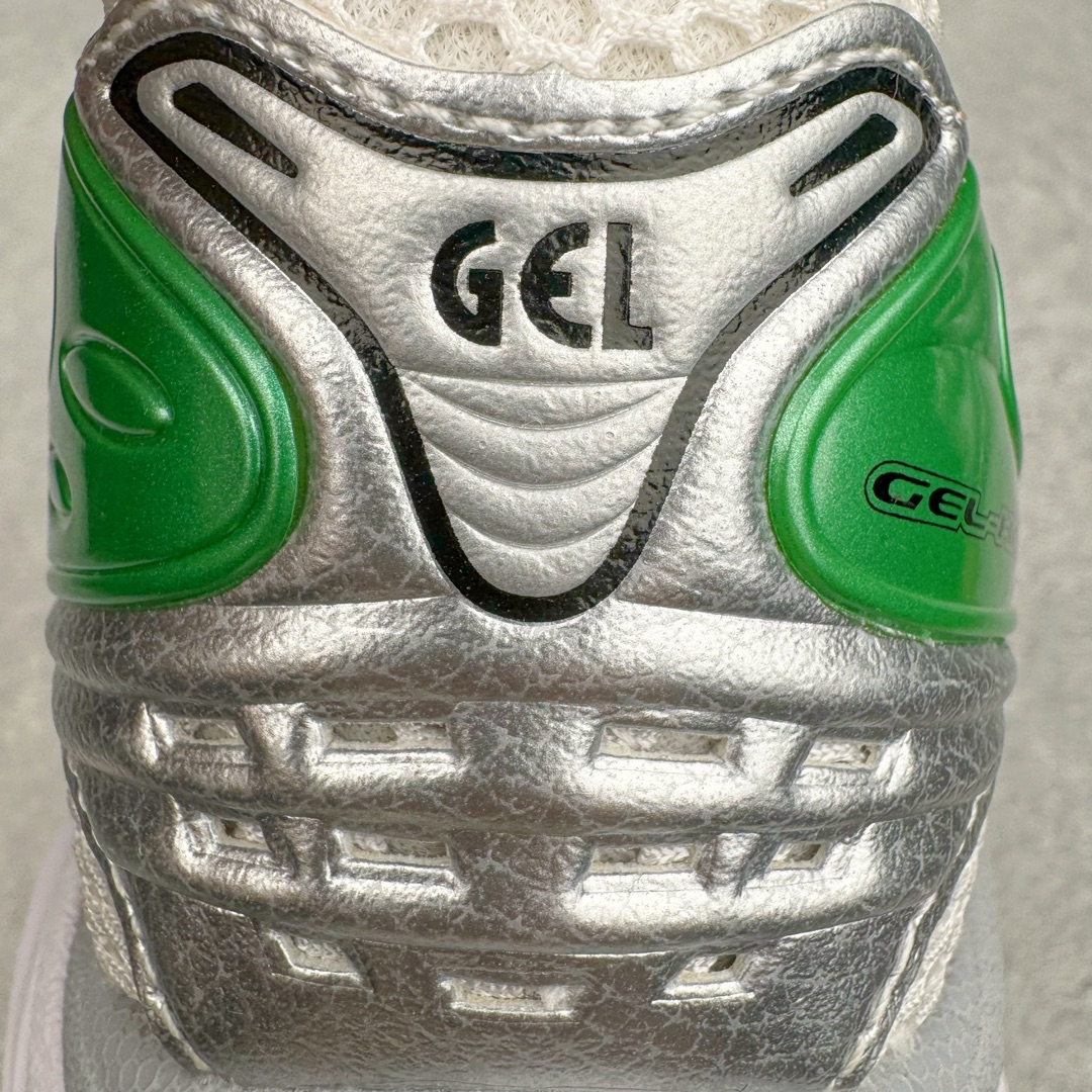 图片[16]-＃FA ASICS GEL-KAYANO 14 亚瑟士K14系列户外复古潮流百搭织物合成革缓震休闲跑步鞋 原装纸板楦头开发 独家私模五层组合大底 原厂定制缓震硅胶加持 原盒原配 官方四联吊牌 原装Ortholite轻量化鞋垫 设计师 Hidenori Yamashita 以「Flash」一词为灵感 创造出未来感金属色鞋面 改造升级内在性能 由内而外全面革新 为 GEL-KAYANO 家族传承及经典跑鞋文化的延续 创下里程碑式作品 K14跑鞋重新诠释了复古的跑步形状 并以其 2000 年代后期的美学理念重新铺装 银色与蓝色的鞋面极为高档 网面铺陈与鞋面、鞋头多处细节位增添了透气性 鞋后跟部中底上以及多密度耐磨鞋底增加了 GEL 缓震胶 提供高抗冲击性、缓冲性、可保护脚部免受地面冲击的影响 穿着舒适性十足 尺码：35.5 36 37 37.5 38 39 39.5 40.5 41.5 42 42.5 43.5 44 45-选品中心