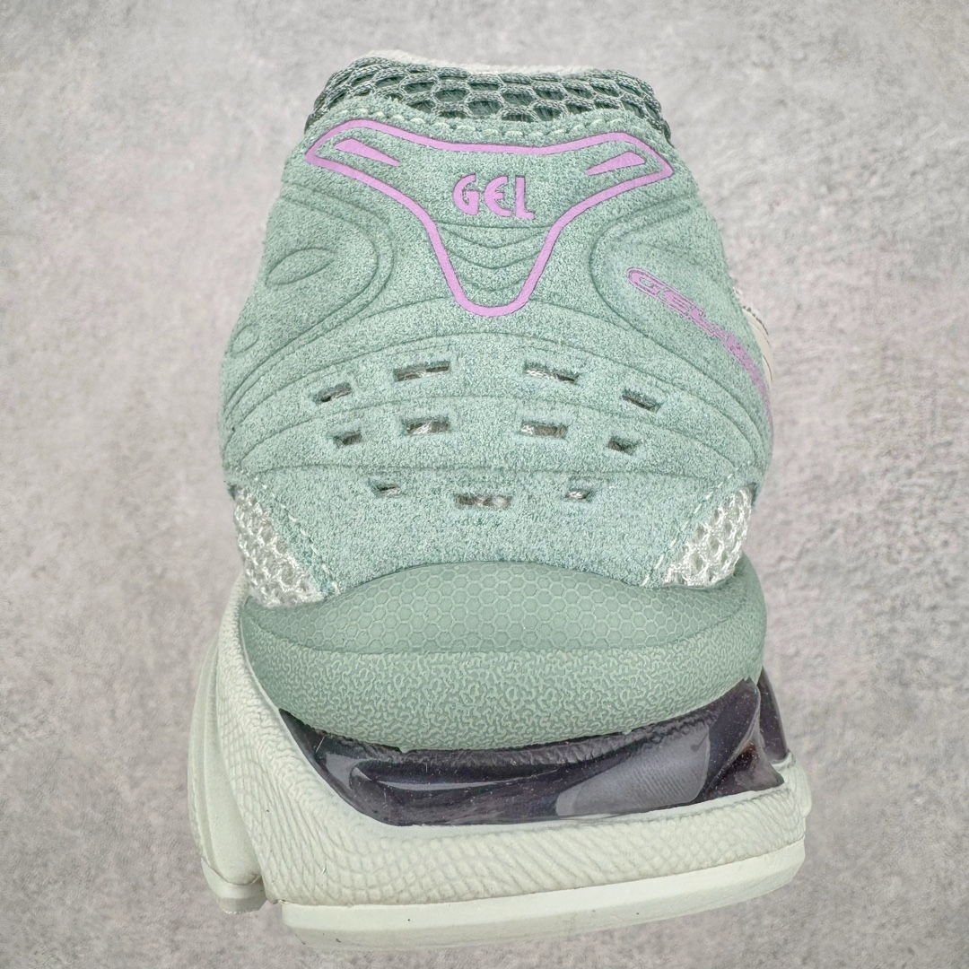 图片[8]-＃FA ASICS GEL-KAYANO 14 亚瑟士K14系列户外复古潮流百搭织物合成革缓震休闲跑步鞋 原装纸板楦头开发 独家私模五层组合大底 原厂定制缓震硅胶加持 原盒原配 官方四联吊牌 原装Ortholite轻量化鞋垫 设计师 Hidenori Yamashita 以「Flash」一词为灵感 创造出未来感金属色鞋面 改造升级内在性能 由内而外全面革新 为 GEL-KAYANO 家族传承及经典跑鞋文化的延续 创下里程碑式作品 K14跑鞋重新诠释了复古的跑步形状 并以其 2000 年代后期的美学理念重新铺装 银色与蓝色的鞋面极为高档 网面铺陈与鞋面、鞋头多处细节位增添了透气性 鞋后跟部中底上以及多密度耐磨鞋底增加了 GEL 缓震胶 提供高抗冲击性、缓冲性、可保护脚部免受地面冲击的影响 穿着舒适性十足 尺码：35.5 36 37 37.5 38 39 39.5 40.5 41.5 42 42.5 43.5 44 45-选品中心