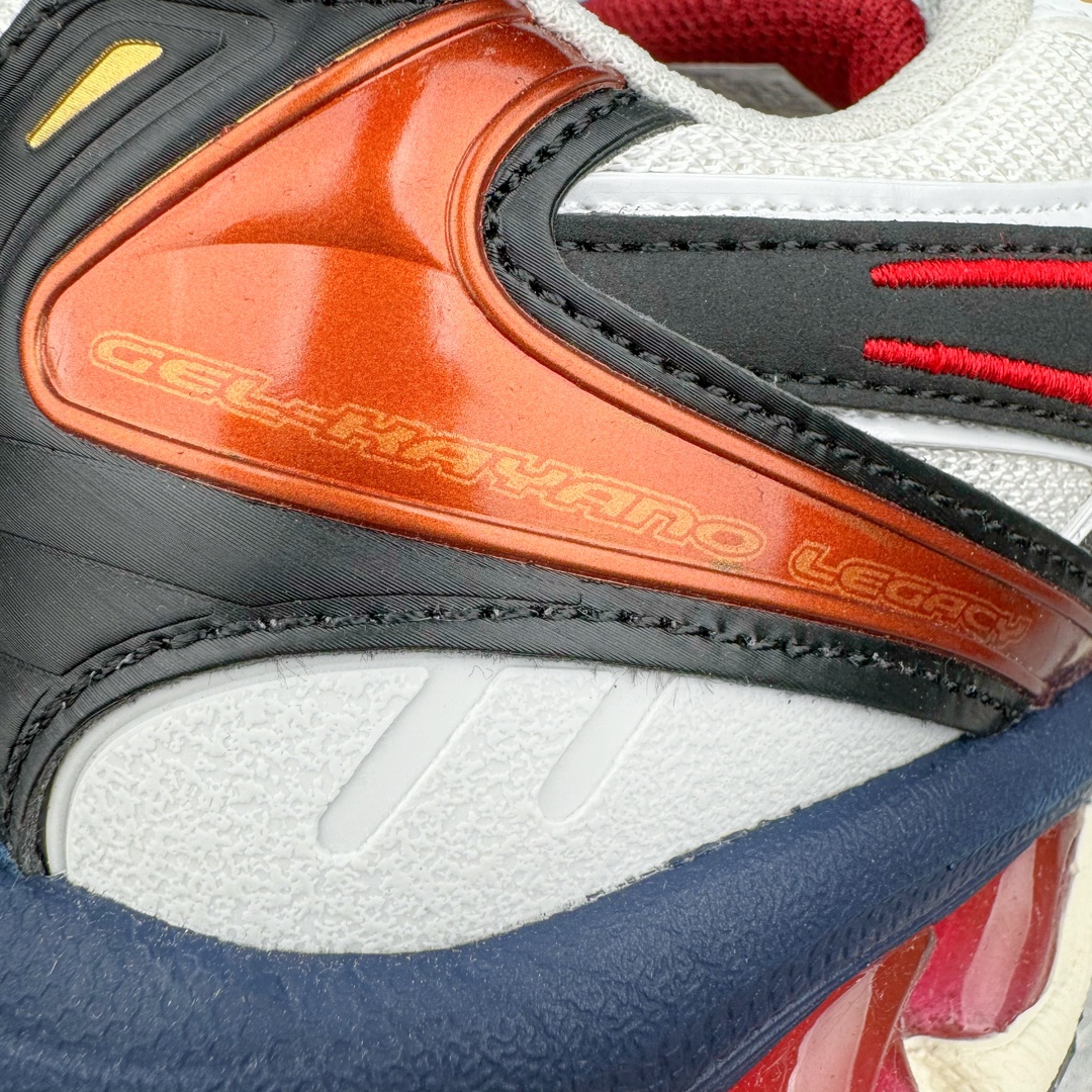 图片[12]-＃FA ASICS GEL-KAYANO 14 亚瑟士K14系列户外复古潮流百搭织物合成革缓震休闲跑步鞋 原装纸板楦头开发 独家私模五层组合大底 原厂定制缓震硅胶加持 原盒原配 官方四联吊牌 原装Ortholite轻量化鞋垫 设计师 Hidenori Yamashita 以「Flash」一词为灵感 创造出未来感金属色鞋面 改造升级内在性能 由内而外全面革新 为 GEL-KAYANO 家族传承及经典跑鞋文化的延续 创下里程碑式作品 K14跑鞋重新诠释了复古的跑步形状 并以其 2000 年代后期的美学理念重新铺装 银色与蓝色的鞋面极为高档 网面铺陈与鞋面、鞋头多处细节位增添了透气性 鞋后跟部中底上以及多密度耐磨鞋底增加了 GEL 缓震胶 提供高抗冲击性、缓冲性、可保护脚部免受地面冲击的影响 穿着舒适性十足 尺码：35.5 36 37 37.5 38 39 39.5 40.5 41.5 42 42.5 43.5 44 45-选品中心