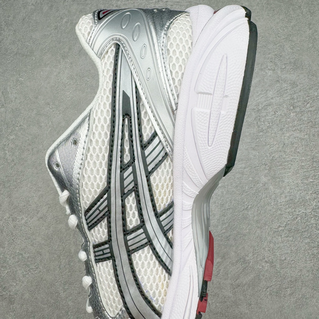 图片[7]-＃FA ASICS GEL-KAYANO 14 亚瑟士K14系列户外复古潮流百搭织物合成革缓震休闲跑步鞋 原装纸板楦头开发 独家私模五层组合大底 原厂定制缓震硅胶加持 原盒原配 官方四联吊牌 原装Ortholite轻量化鞋垫 设计师 Hidenori Yamashita 以「Flash」一词为灵感 创造出未来感金属色鞋面 改造升级内在性能 由内而外全面革新 为 GEL-KAYANO 家族传承及经典跑鞋文化的延续 创下里程碑式作品 K14跑鞋重新诠释了复古的跑步形状 并以其 2000 年代后期的美学理念重新铺装 银色与蓝色的鞋面极为高档 网面铺陈与鞋面、鞋头多处细节位增添了透气性 鞋后跟部中底上以及多密度耐磨鞋底增加了 GEL 缓震胶 提供高抗冲击性、缓冲性、可保护脚部免受地面冲击的影响 穿着舒适性十足 尺码：35.5 36 37 37.5 38 39 39.5 40.5 41.5 42 42.5 43.5 44 45-选品中心