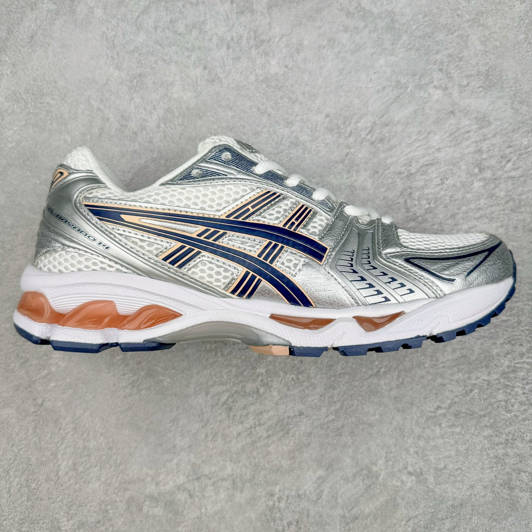 ＃FA ASICS GEL-KAYANO 14 亚瑟士K14系列户外复古潮流百搭织物合成革缓震休闲跑步鞋原装纸板楦头开发 独家私模五层组合大底 原厂定制缓震硅胶加持 原盒原配 官方四联吊牌 原装Ortholite轻量化鞋垫 设计师 Hidenori Yamashita 以「Flash」一词为灵感 创造出未来感金属色鞋面 改造升级内在性能 由内而外全面革新 为 GEL-KAYANO 家族传承及经典跑鞋文化的延续 创下里程碑式作品 K14跑鞋重新诠释了复古的跑步形状 并以其 2000 年代后期的美学理念重新铺装 银色与蓝色的鞋面极为高档 网面铺陈与鞋面、鞋头多处细节位增添了透气性 鞋后跟部中底上以及多密度耐磨鞋底增加了 GEL 缓震胶 提供高抗冲击性、缓冲性、可保护脚部免受地面冲击的影响 穿着舒适性十足 尺码：35.5 36 37 37.5 38 39 39.5 40.5 41.5 42 42.5 43.5 44 45-选品中心