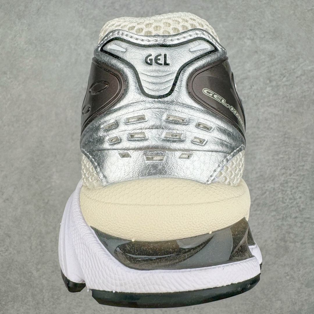图片[8]-＃FA ASICS GEL-KAYANO 14 亚瑟士K14系列户外复古潮流百搭织物合成革缓震休闲跑步鞋 原装纸板楦头开发 独家私模五层组合大底 原厂定制缓震硅胶加持 原盒原配 官方四联吊牌 原装Ortholite轻量化鞋垫 设计师 Hidenori Yamashita 以「Flash」一词为灵感 创造出未来感金属色鞋面 改造升级内在性能 由内而外全面革新 为 GEL-KAYANO 家族传承及经典跑鞋文化的延续 创下里程碑式作品 K14跑鞋重新诠释了复古的跑步形状 并以其 2000 年代后期的美学理念重新铺装 银色与蓝色的鞋面极为高档 网面铺陈与鞋面、鞋头多处细节位增添了透气性 鞋后跟部中底上以及多密度耐磨鞋底增加了 GEL 缓震胶 提供高抗冲击性、缓冲性、可保护脚部免受地面冲击的影响 穿着舒适性十足 尺码：35.5 36 37 37.5 38 39 39.5 40.5 41.5 42 42.5 43.5 44 45-选品中心