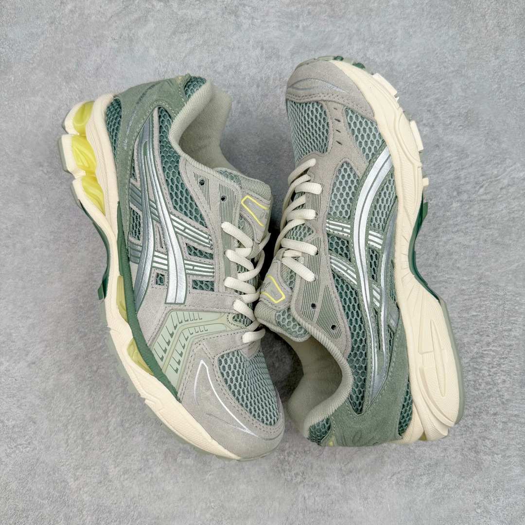 图片[3]-＃FA ASICS GEL-KAYANO 14 亚瑟士K14系列户外复古潮流百搭织物合成革缓震休闲跑步鞋 原装纸板楦头开发 独家私模五层组合大底 原厂定制缓震硅胶加持 原盒原配 官方四联吊牌 原装Ortholite轻量化鞋垫 设计师 Hidenori Yamashita 以「Flash」一词为灵感 创造出未来感金属色鞋面 改造升级内在性能 由内而外全面革新 为 GEL-KAYANO 家族传承及经典跑鞋文化的延续 创下里程碑式作品 K14跑鞋重新诠释了复古的跑步形状 并以其 2000 年代后期的美学理念重新铺装 银色与蓝色的鞋面极为高档 网面铺陈与鞋面、鞋头多处细节位增添了透气性 鞋后跟部中底上以及多密度耐磨鞋底增加了 GEL 缓震胶 提供高抗冲击性、缓冲性、可保护脚部免受地面冲击的影响 穿着舒适性十足 尺码：35.5 36 37 37.5 38 39 39.5 40.5 41.5 42 42.5 43.5 44 45-选品中心