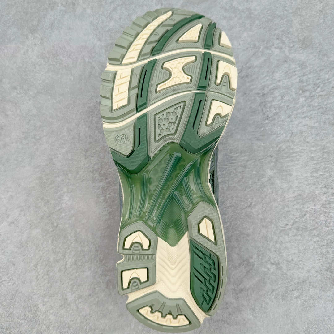 图片[9]-＃FA ASICS GEL-KAYANO 14 亚瑟士K14系列户外复古潮流百搭织物合成革缓震休闲跑步鞋 原装纸板楦头开发 独家私模五层组合大底 原厂定制缓震硅胶加持 原盒原配 官方四联吊牌 原装Ortholite轻量化鞋垫 设计师 Hidenori Yamashita 以「Flash」一词为灵感 创造出未来感金属色鞋面 改造升级内在性能 由内而外全面革新 为 GEL-KAYANO 家族传承及经典跑鞋文化的延续 创下里程碑式作品 K14跑鞋重新诠释了复古的跑步形状 并以其 2000 年代后期的美学理念重新铺装 银色与蓝色的鞋面极为高档 网面铺陈与鞋面、鞋头多处细节位增添了透气性 鞋后跟部中底上以及多密度耐磨鞋底增加了 GEL 缓震胶 提供高抗冲击性、缓冲性、可保护脚部免受地面冲击的影响 穿着舒适性十足 尺码：35.5 36 37 37.5 38 39 39.5 40.5 41.5 42 42.5 43.5 44 45-选品中心