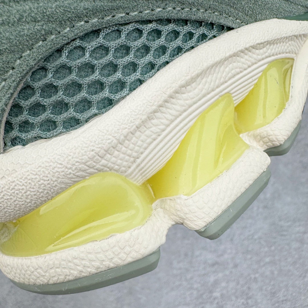 图片[13]-＃FA ASICS GEL-KAYANO 14 亚瑟士K14系列户外复古潮流百搭织物合成革缓震休闲跑步鞋 原装纸板楦头开发 独家私模五层组合大底 原厂定制缓震硅胶加持 原盒原配 官方四联吊牌 原装Ortholite轻量化鞋垫 设计师 Hidenori Yamashita 以「Flash」一词为灵感 创造出未来感金属色鞋面 改造升级内在性能 由内而外全面革新 为 GEL-KAYANO 家族传承及经典跑鞋文化的延续 创下里程碑式作品 K14跑鞋重新诠释了复古的跑步形状 并以其 2000 年代后期的美学理念重新铺装 银色与蓝色的鞋面极为高档 网面铺陈与鞋面、鞋头多处细节位增添了透气性 鞋后跟部中底上以及多密度耐磨鞋底增加了 GEL 缓震胶 提供高抗冲击性、缓冲性、可保护脚部免受地面冲击的影响 穿着舒适性十足 尺码：35.5 36 37 37.5 38 39 39.5 40.5 41.5 42 42.5 43.5 44 45-选品中心